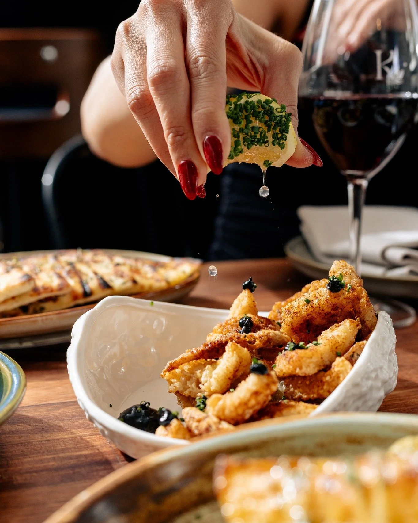 Escape the workday and enjoy lunch the Kivotos way 🇬🇷🍷

Their $20 Lunch Specials are available Monday to Friday and include your choice of a glass of house wine, beer or soft drink! ☺️

👉 Learn more on our website - link in bio.

#HellenicClubOfC