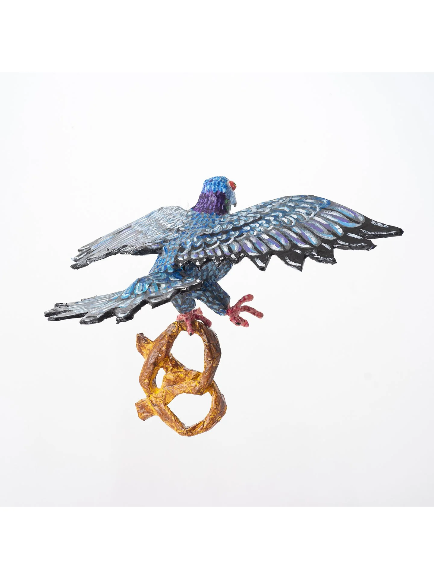 AndreaBergen_PretzelPigeon_27x20x16_BJB_DSC0597_1_web.jpg