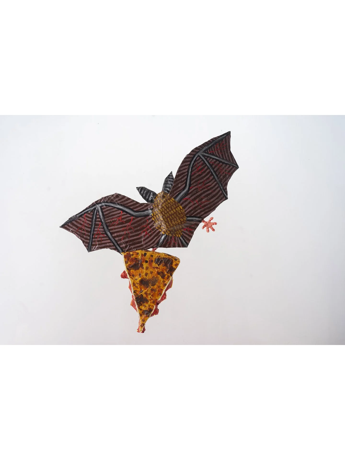 AndreaBergen_CheesePizzaBat_26x18x4_BJB_DSC0831_web.jpg