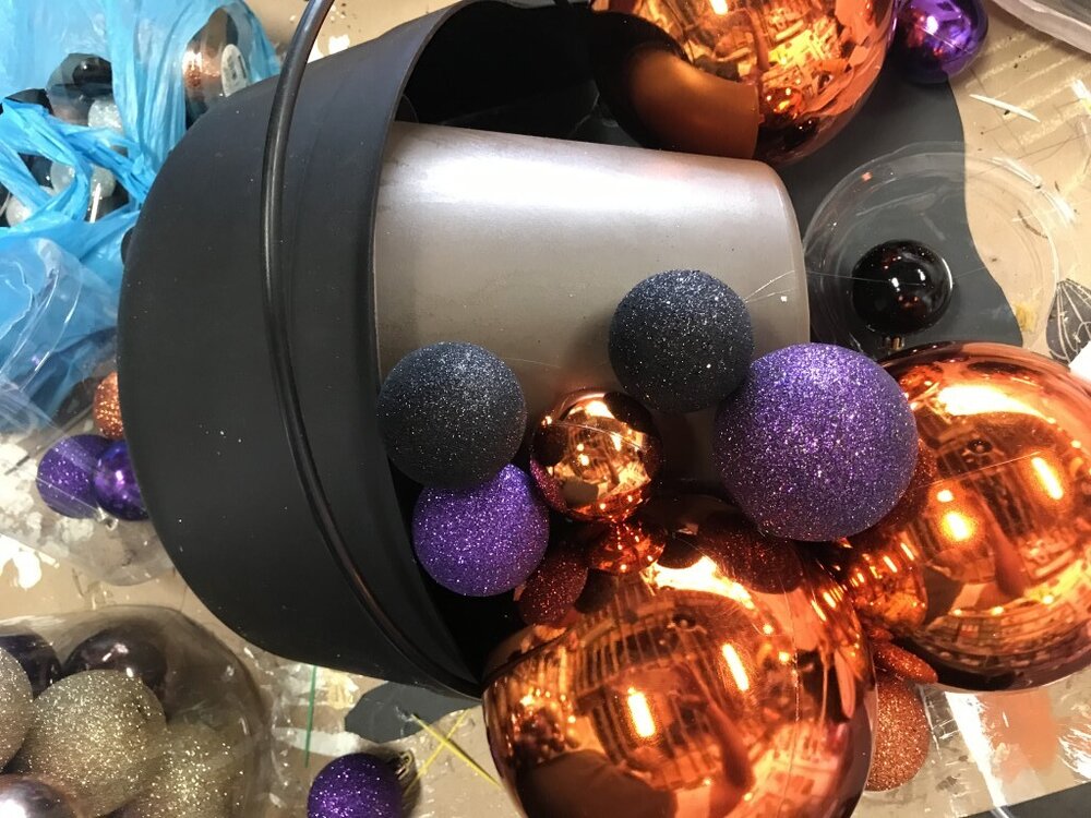 DIY Harry Potter Bubbling Christmas Cauldron Ornaments - Swish and