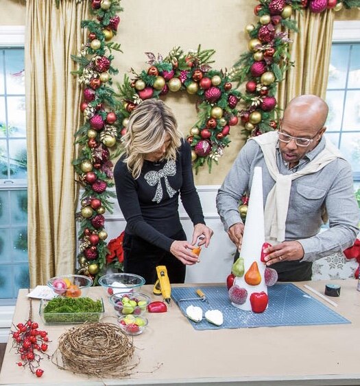 Debbie Matenopoulos and Cameron Mathison welcome real-life couple Chris Dempsey and Heather Krueger who inspired the Hallmark Movies & Mysteries original