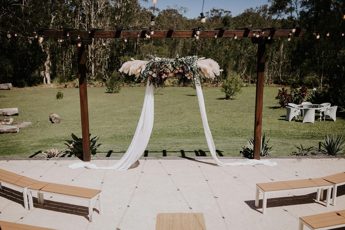This incredible flower install needs a spot on the grid - the very talented Maddy from @floral.culture created this master piece for Tam &amp; Zane&rsquo;s wedding back in November and captured by the talented @bonniejenkins