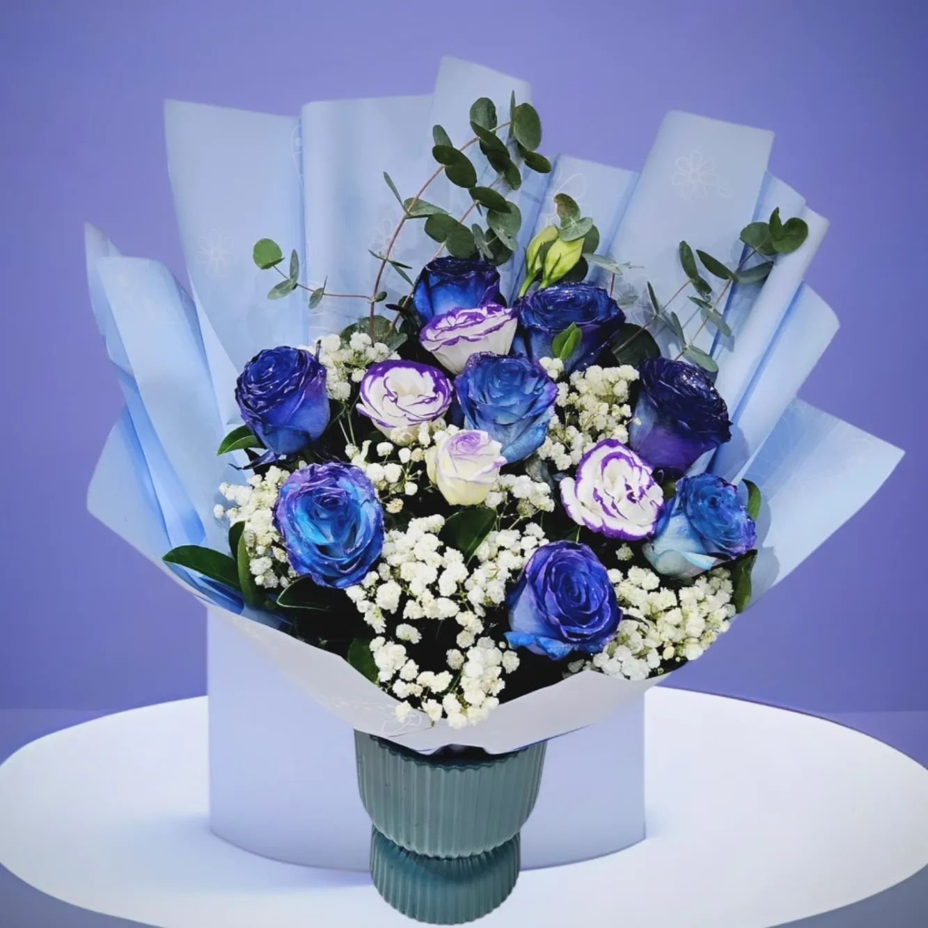 .
💙 Make this Mother's Day unforgettable with our stunning blue roses bouquet! 🌹✨ Whether you're celebrating Mom or surprising a loved one who adores blue roses, this bouquet is perfect for adding a unique touch to their special day. Show your love