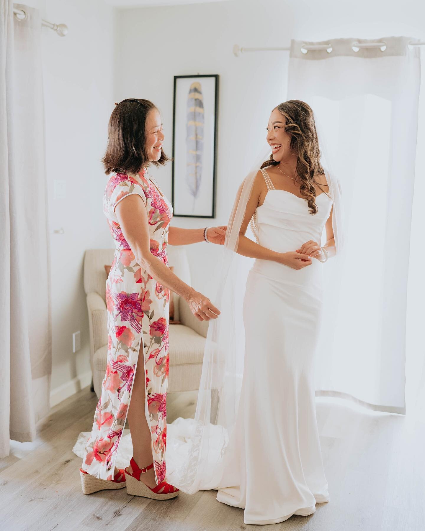 Some of my favorite moments on a wedding day are the first looks, they&rsquo;re just so wholesome! 🥹🫶🏼

#weddingphotographer #weddingphotography #weddingfirstlook #bridalprep #sandiegoweddingphotographer #sandiegoweddingphotography #destinationpho