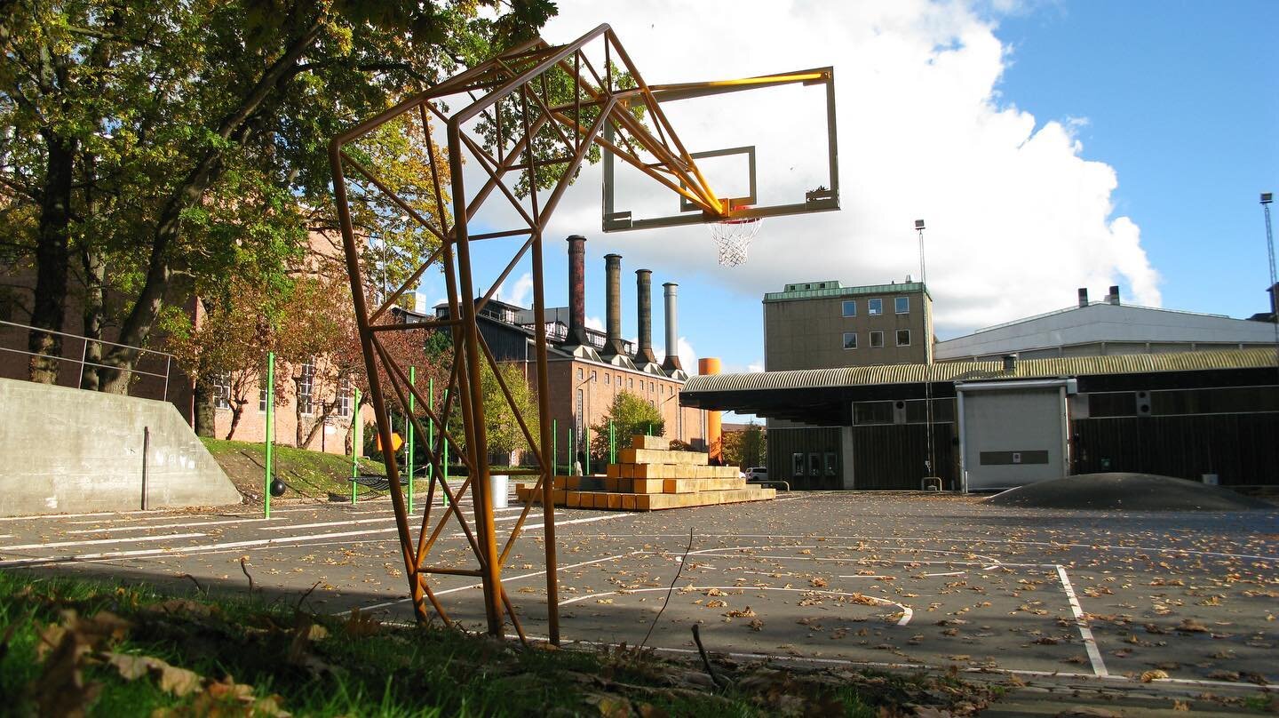 Hoop Dreams part 🏀🏀
.
When creating &lsquo;Rail Heaven&rsquo; at Carlsberg I had the opportunity to design a custom basketball stanchion. It had to speak to the area and context, being slightly industrial, functional beyond basketball and somewhat 