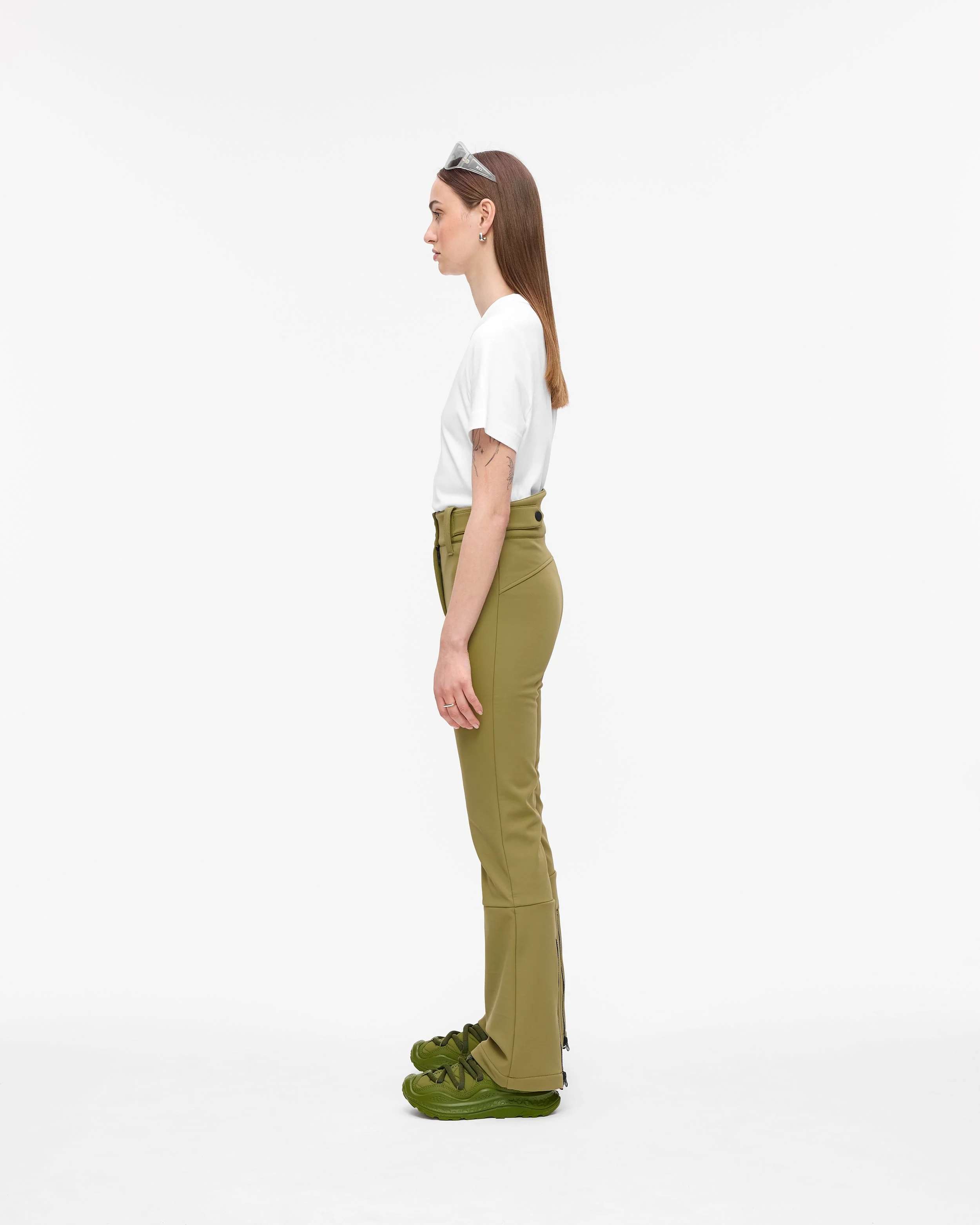 OLIVE_TROUSERS_2_SIDE.jpg
