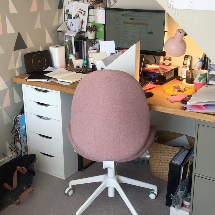 WHAT WE DO WEDNESDAY
I don&rsquo;t know about you but the state of the home office is looking shocking! Sharing this room with my husband for 8 weeks has been ok but for a while now I haven&rsquo;t had much space to work. This room was meant to be a 