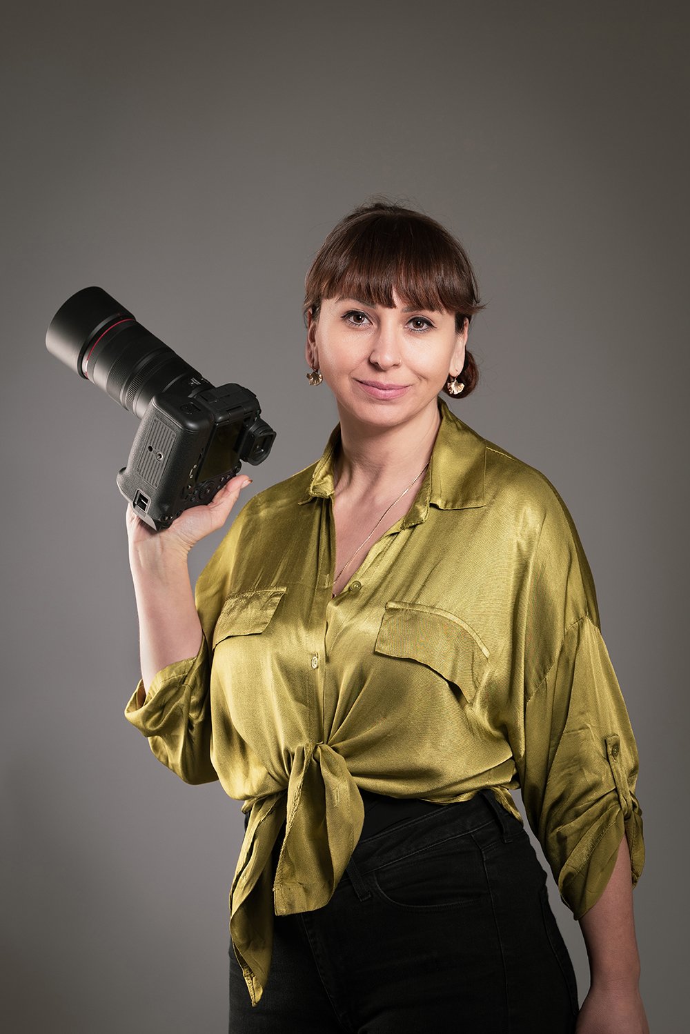 Portrait von Eva Flury, Unternehmerin und Gründerin von evaflury.com