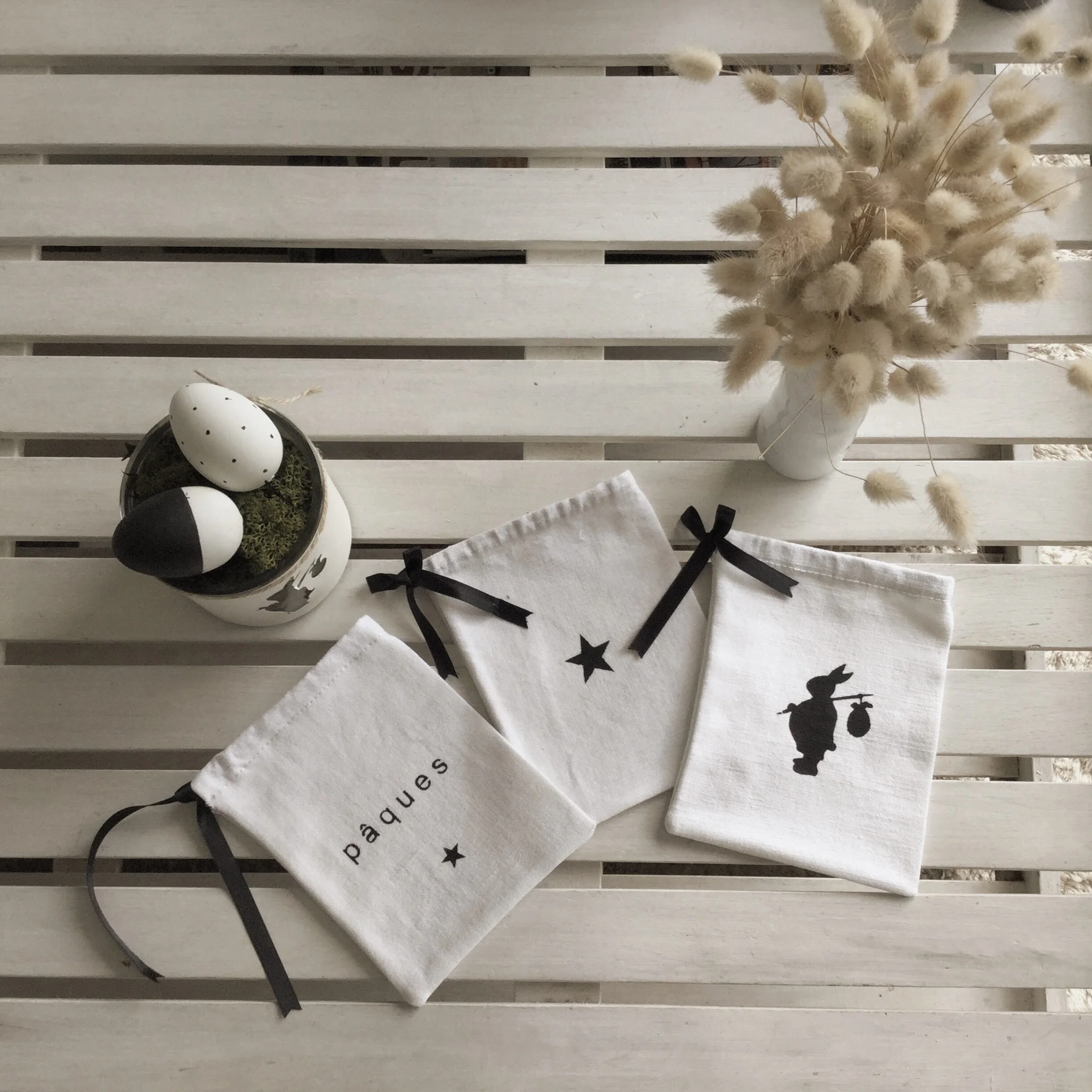 Lot de 3 pochons personnalisés pour Pâques