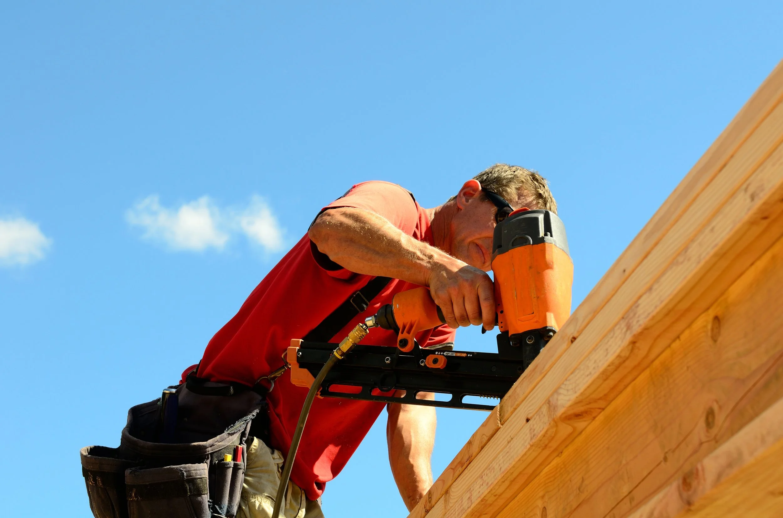 How to Find Carpenter Jobs on Large Commercial Projects Without Using Staffing Agencies