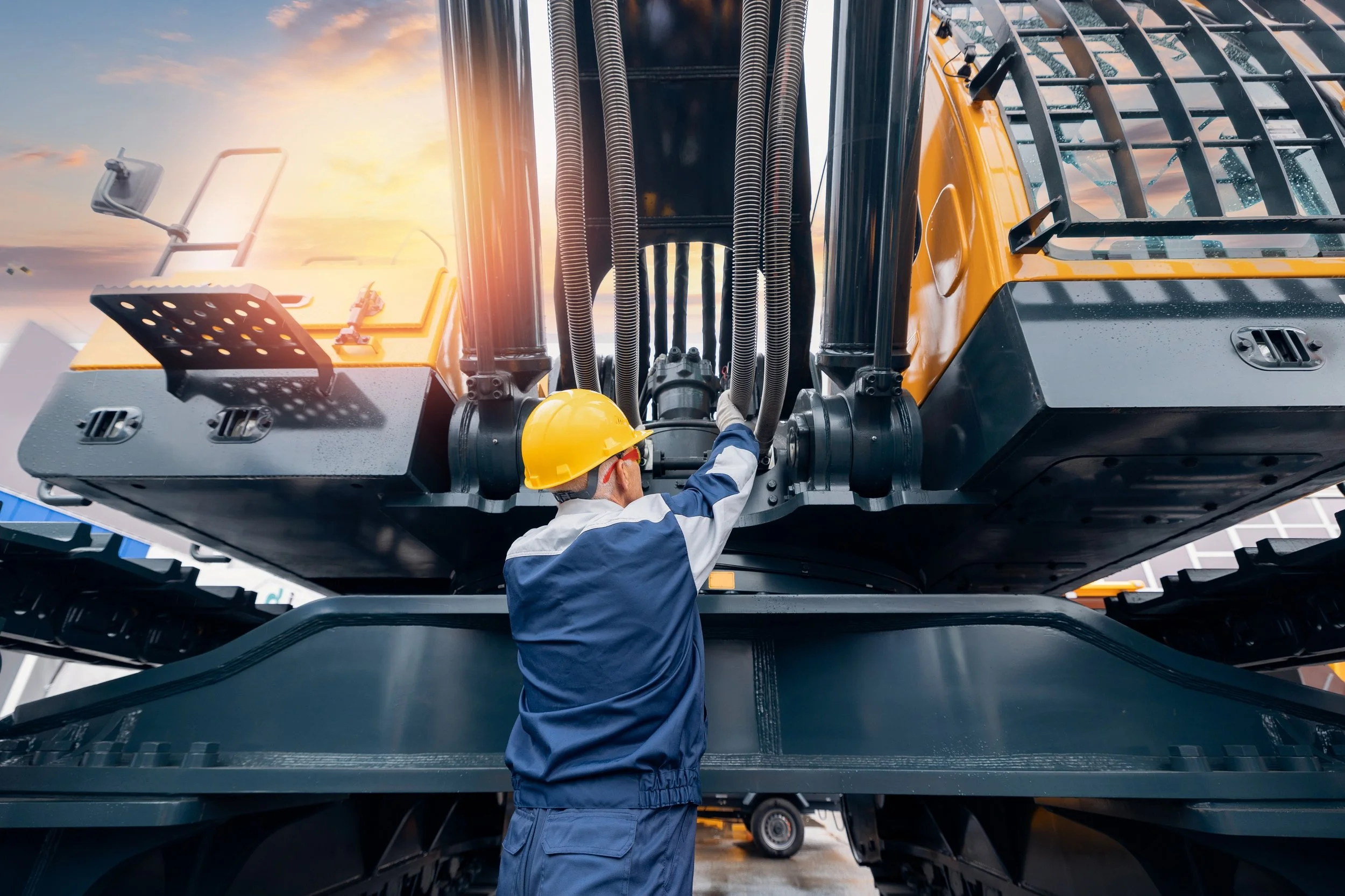 Heavy Equipment Mechanic Pay in 2026: What Field Service Techs and Shop Mechanics Actually Earn