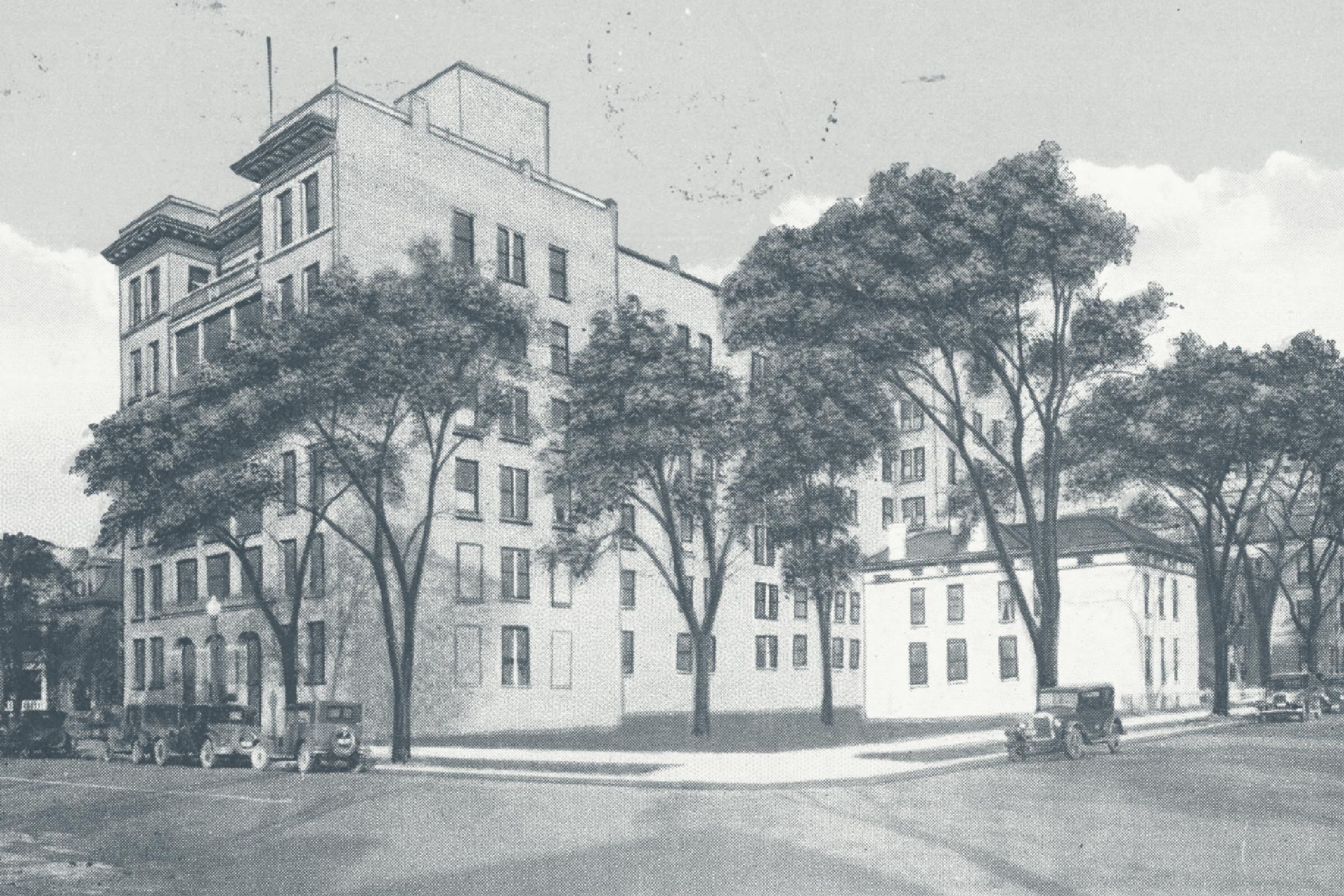 Grant Hospital, 1930. From the Reeb, Deibel, Ruffing Columbus Postcard Collection at Columbus Metropolitan Library.