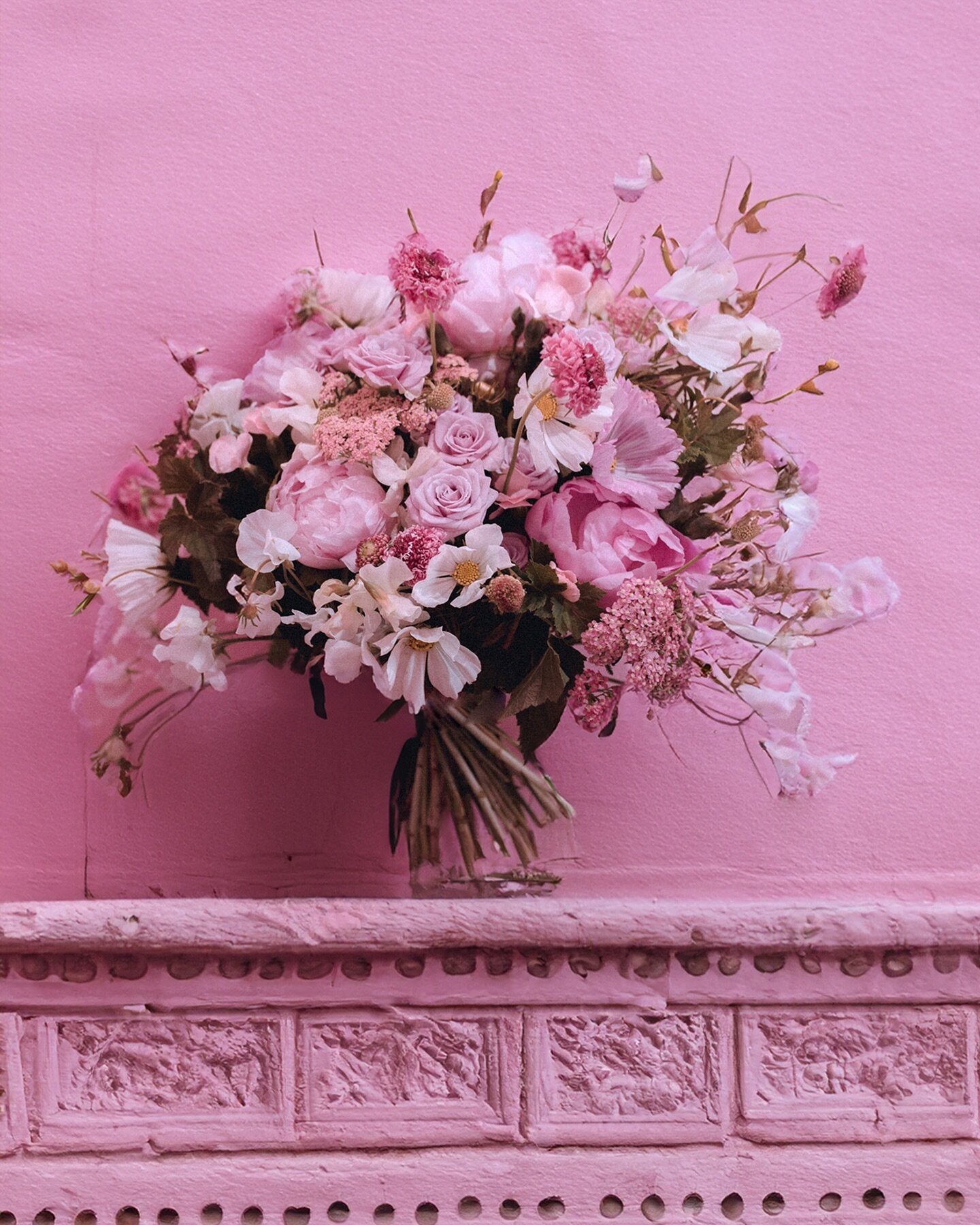 Des fleurs, encore des fleurs, parlons des fleurs 🌸💗
Alix @alixm2n m&rsquo;a interview&eacute; sur mon m&eacute;tier de Designer Floral. Ce fut un &eacute;change tr&egrave;s enrichissant et int&eacute;ressant !Je vous laisse d&eacute;couvrir ce qu&