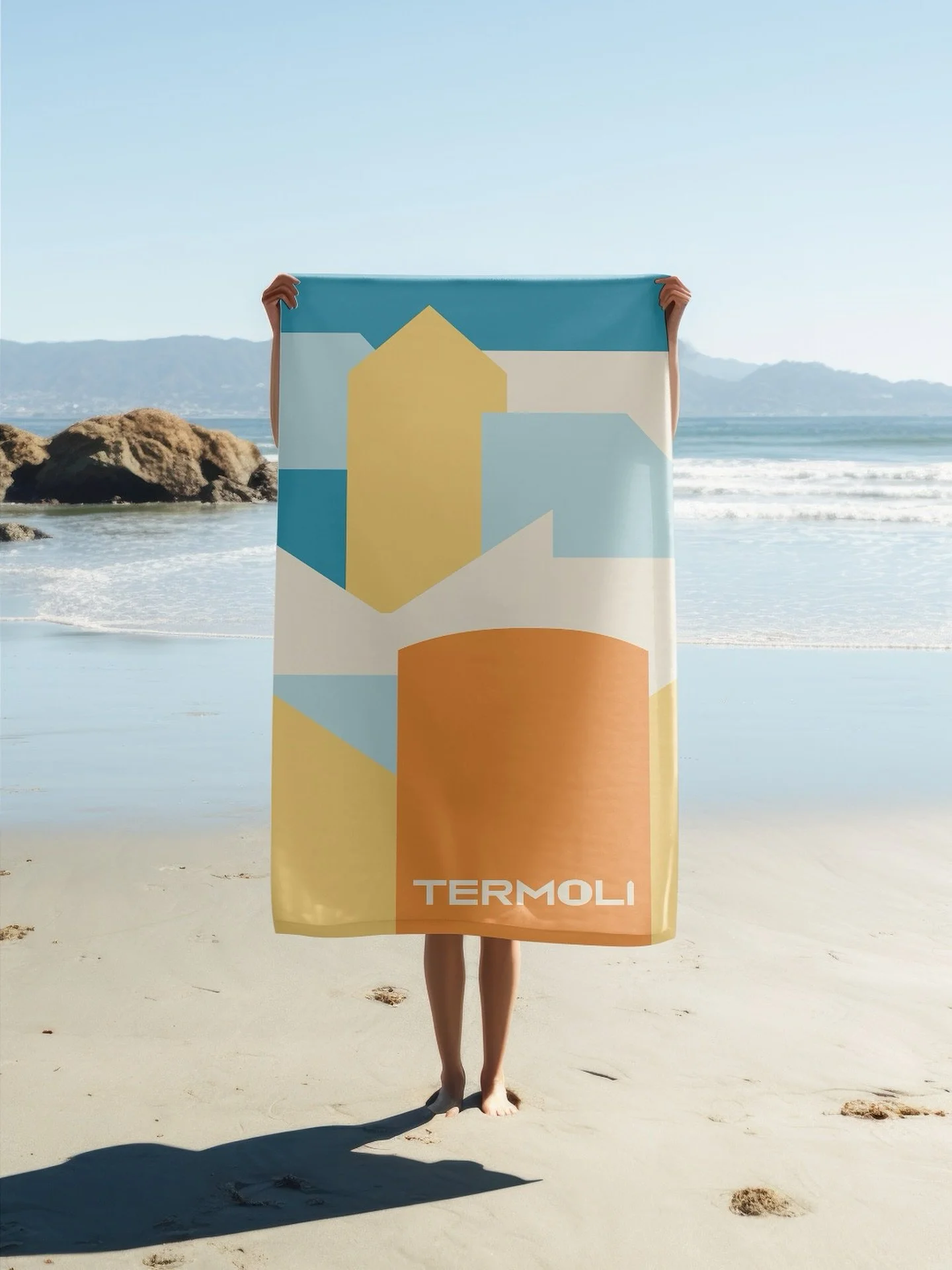 Quem n&atilde;o ama um bom dia de praia? 🫠

Eu confesso que j&aacute; penso nas f&eacute;rias 🦑🐚🐛 Mas essas s&oacute; chegam em Setembro.

Para j&aacute;, deixo-vos com esta toalha de praia que desenhei e que me deu vontade de criar mais 🤔😎

Bo