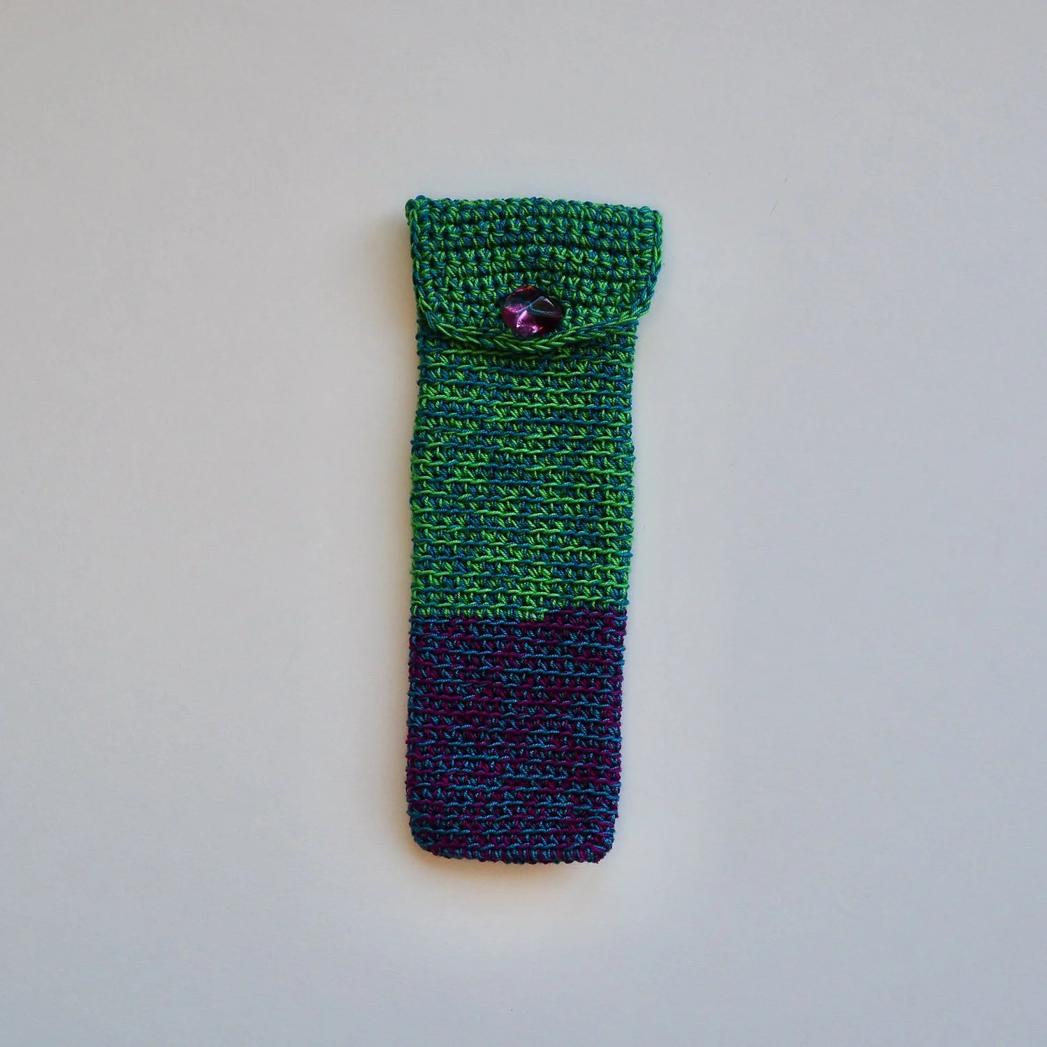 mini-slim-pouch-v2e.jpg