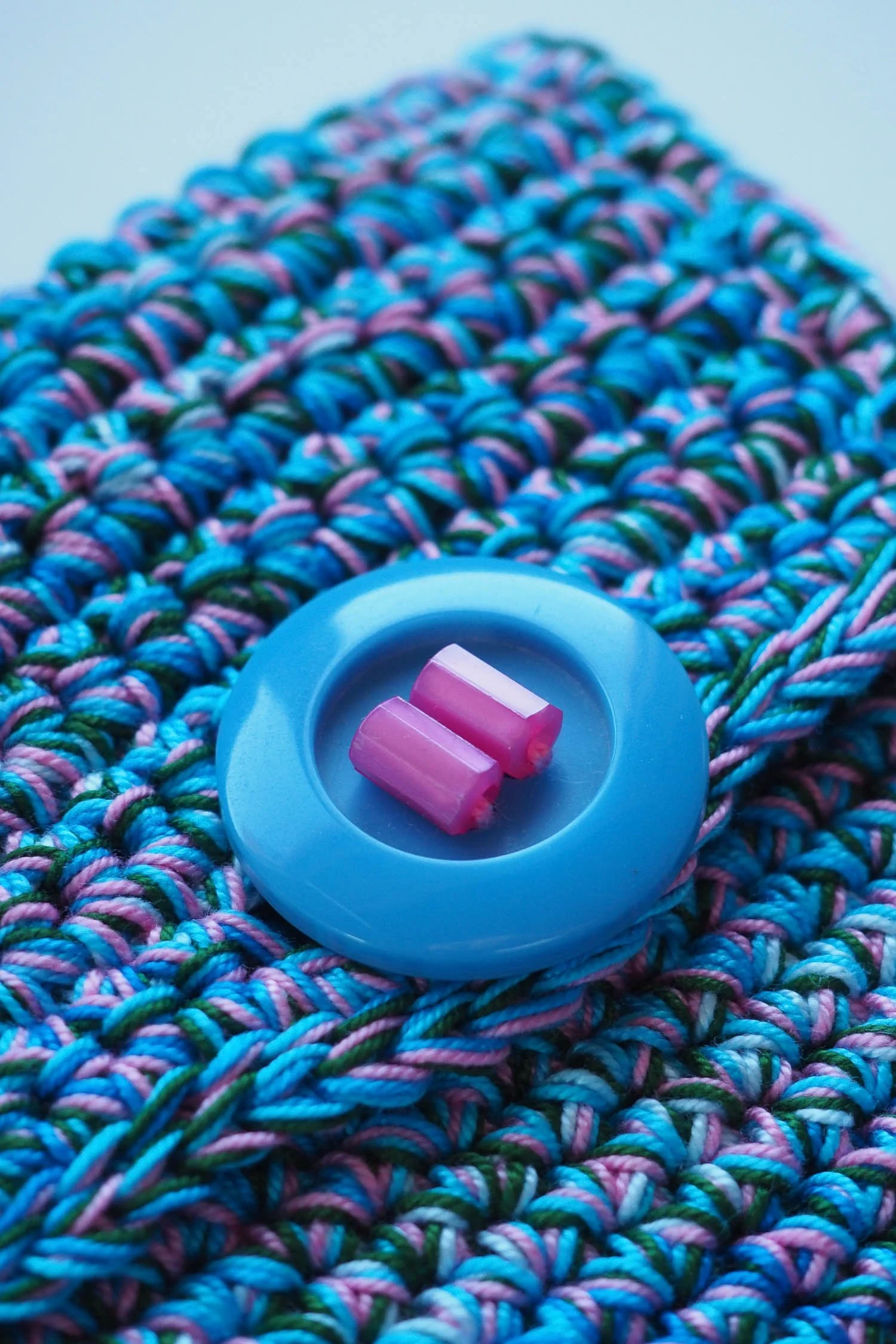 study-pouch-v3b.detail.jpg