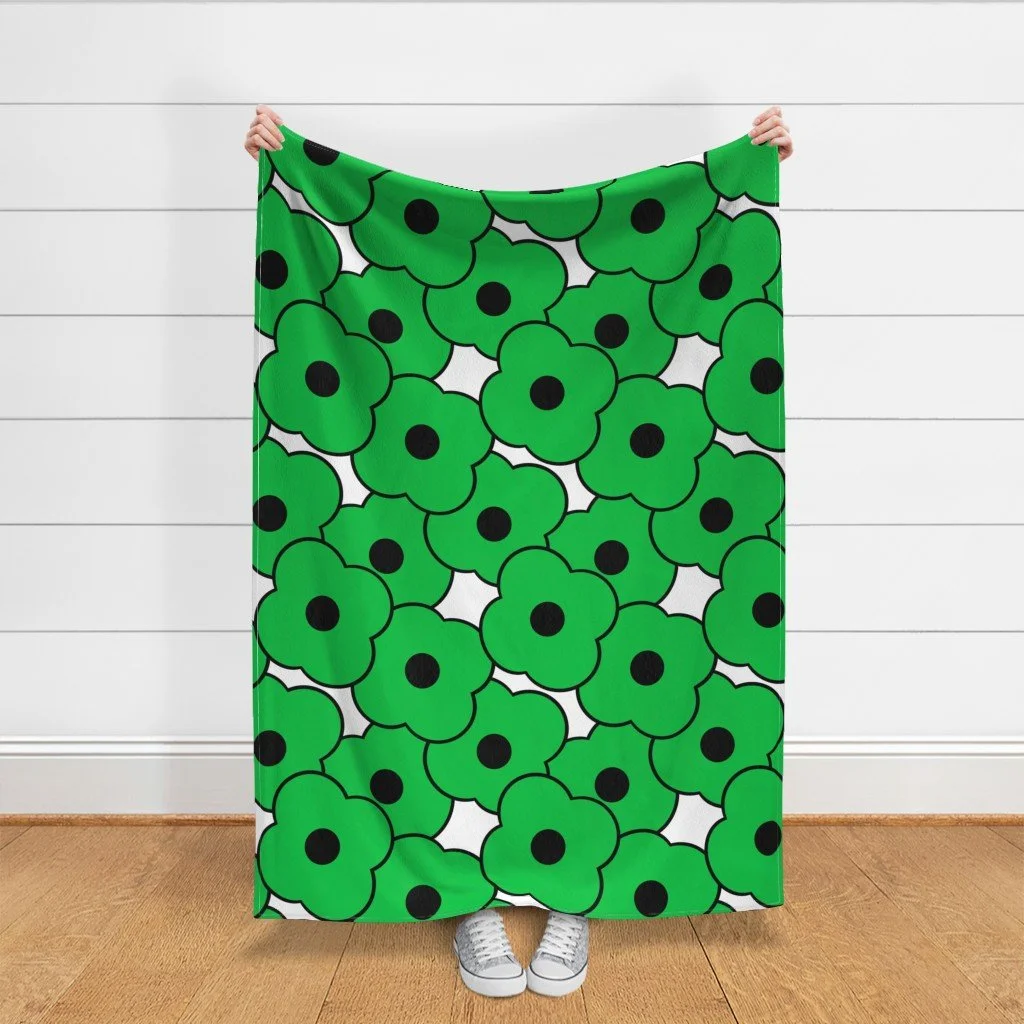 Pop-Art Bold Minimalism Cartoon Flowers - Green with Black Outline on White - Medium Throw Blanket