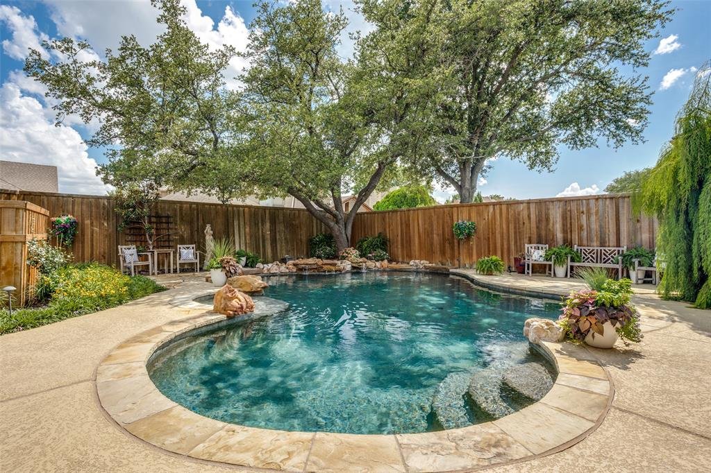 planos-$700s-forest-creek-estates-pool.jpg