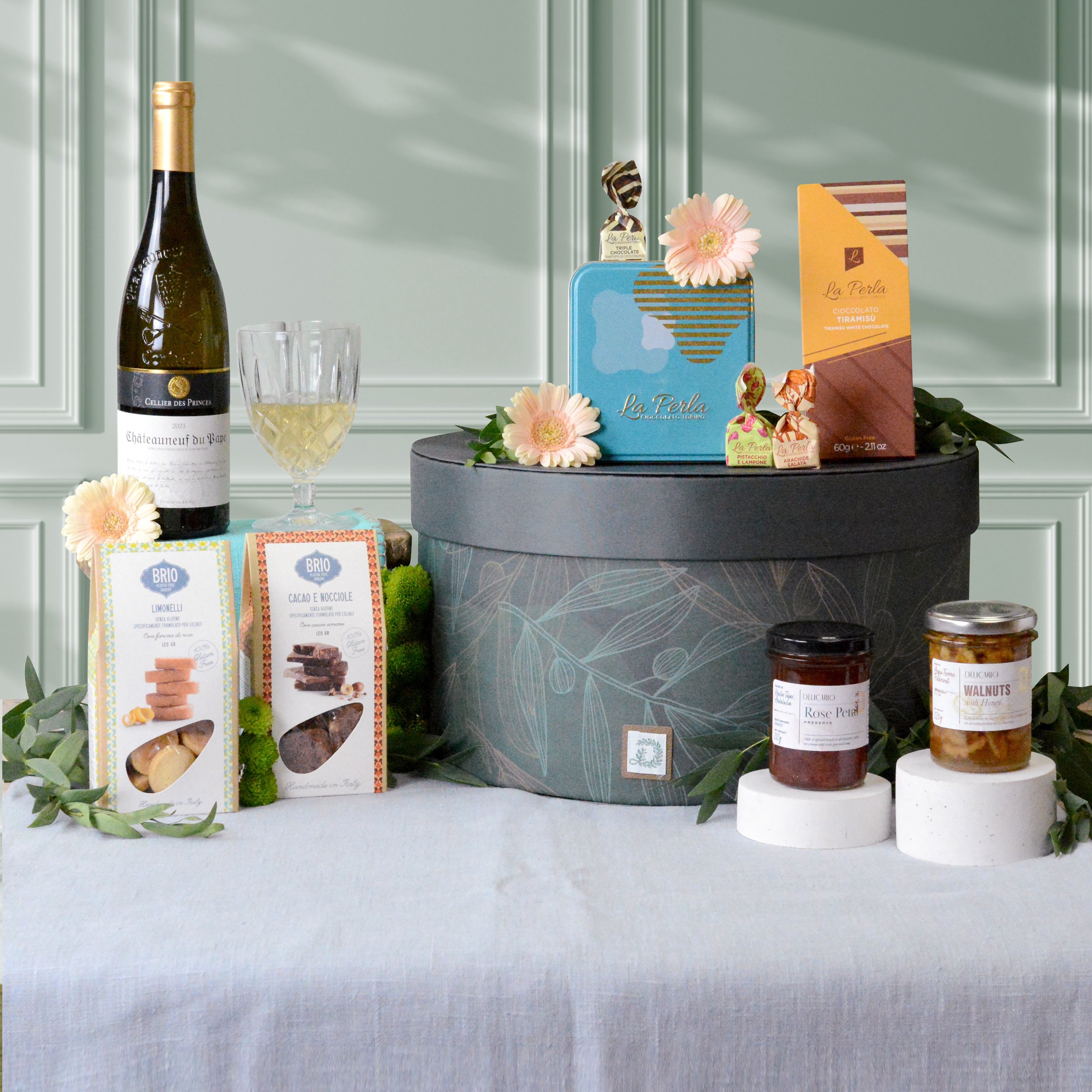 Hampers2024-11.jpg