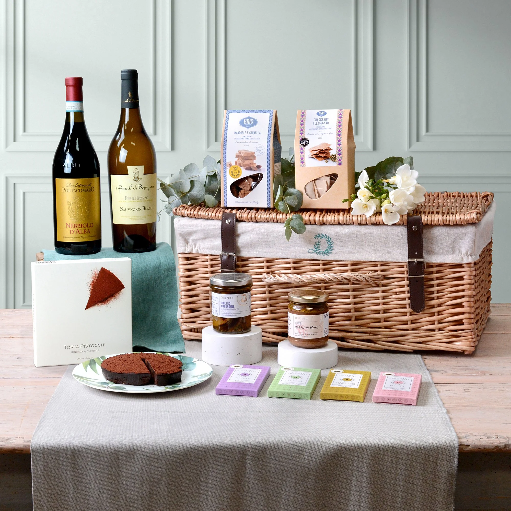 Delicario Gluten Free Gourmet Hamper £120.00