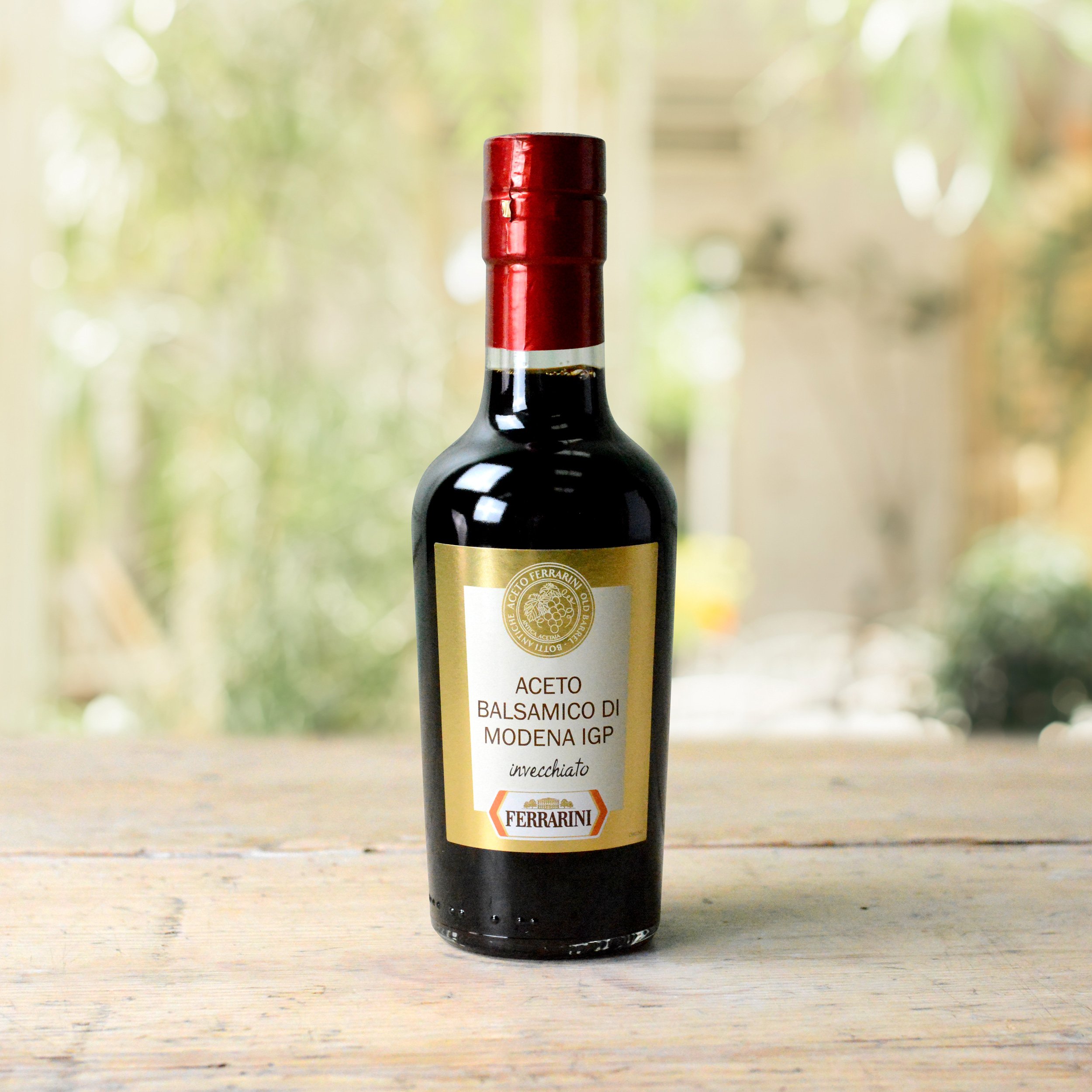 Balsamic-Vinegar_Ferrarini.jpg