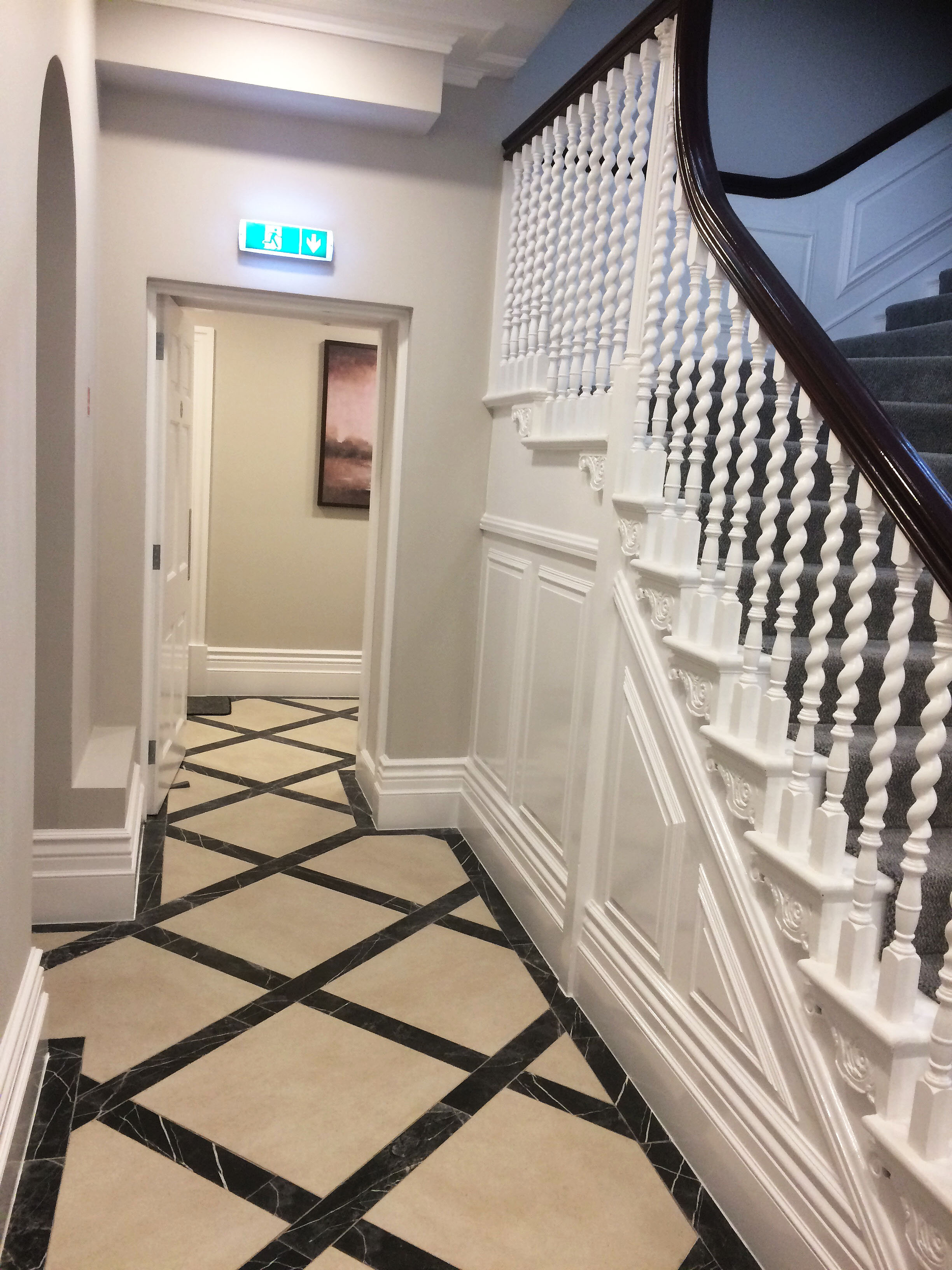 Hallway.jpg