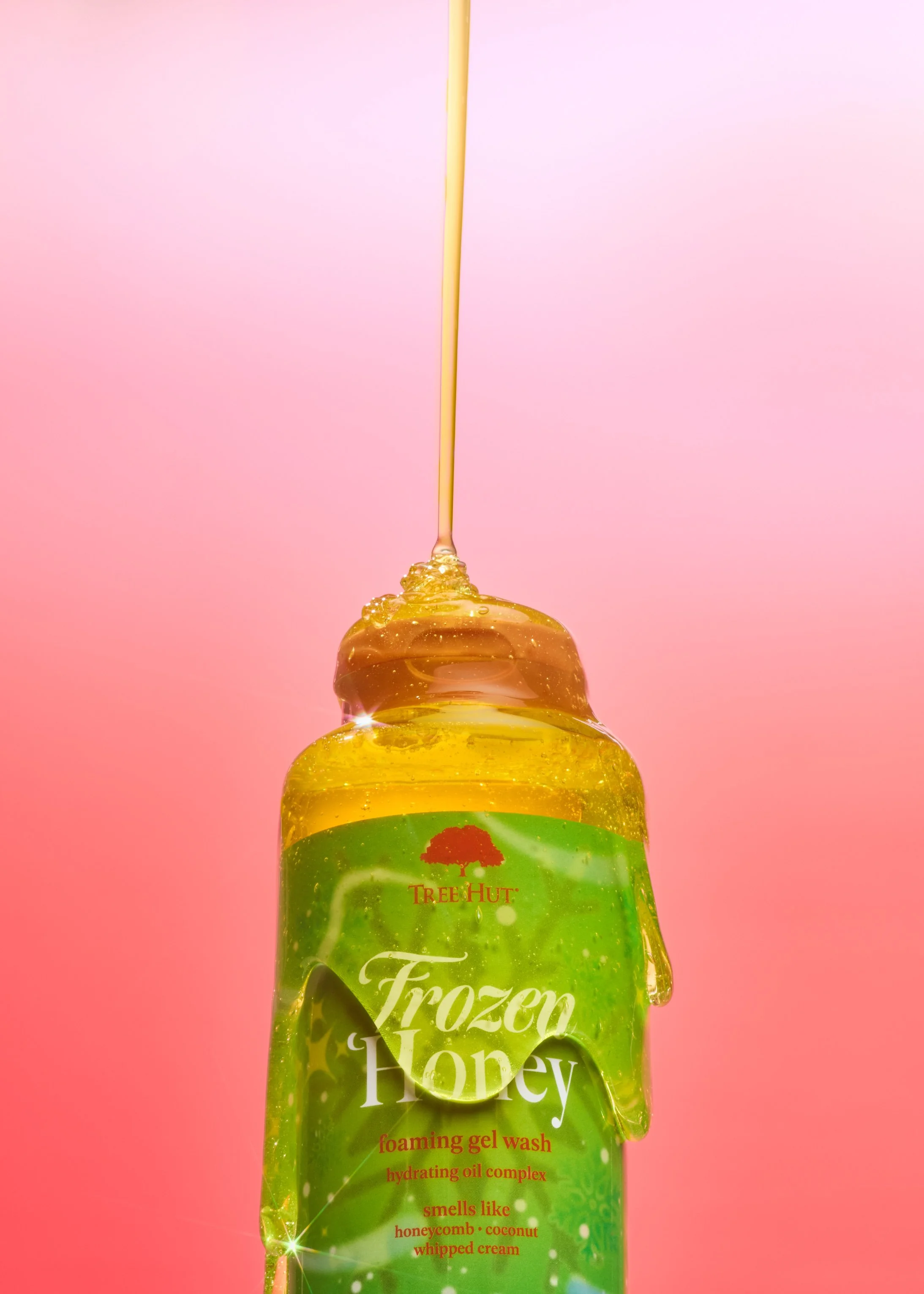 Tree-Hut-FrozenHoney-FoamingGelWash-ASMR-Holiday26-5x7-786116220.jpg