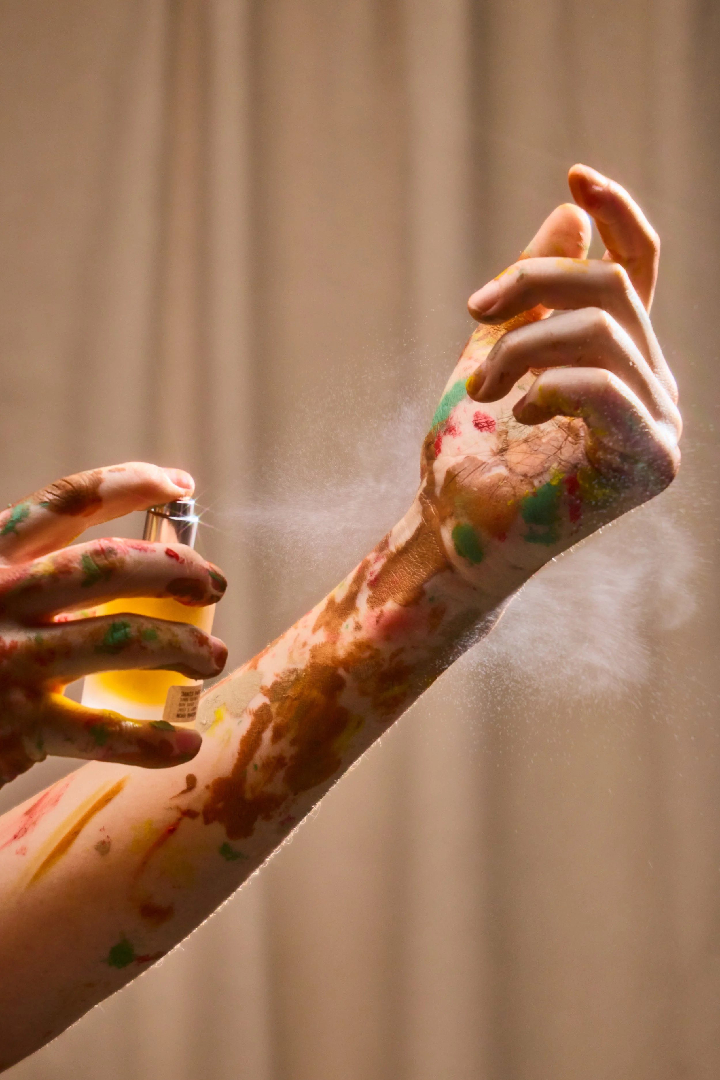 NM_8-26_Janice_Perfume 30mL Spray Action_2377.jpg