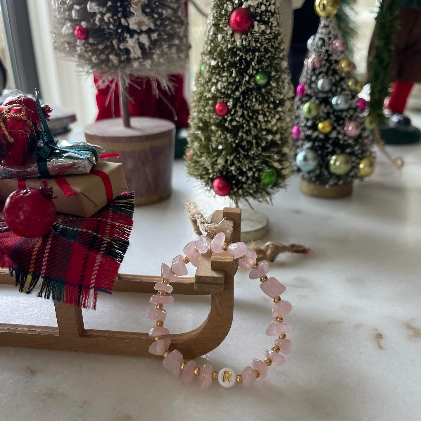 Merry Christmas everyone 🎄 hope all of Santa&rsquo;s presents have arrived under your trees this Christmas morning. ❤️✨

Wishing everyone a magical filled day! ✨