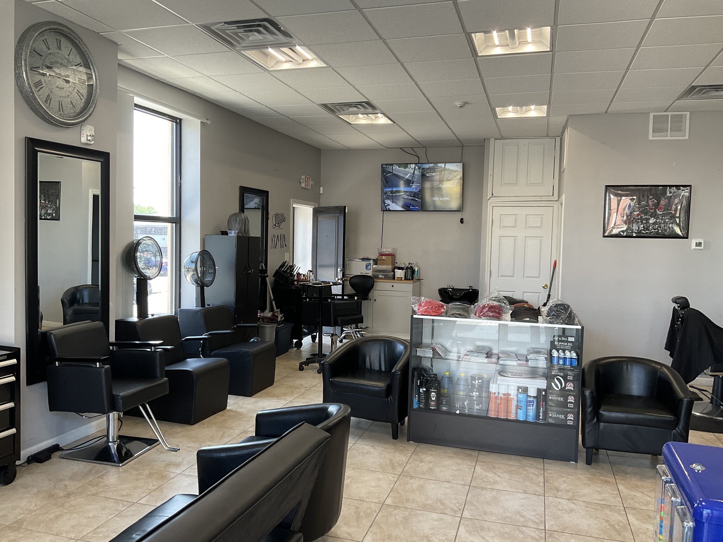 Shape ups top hair studio