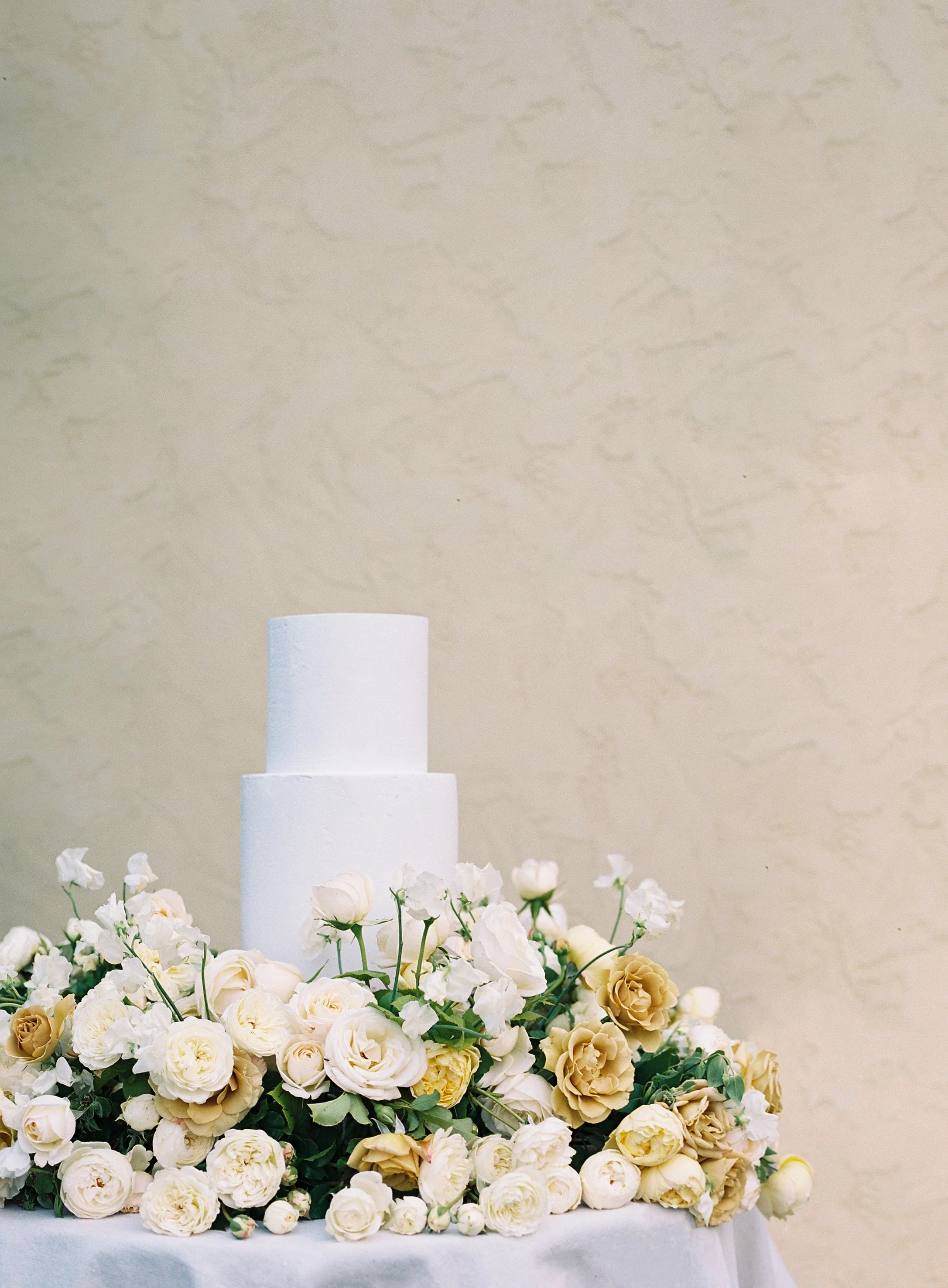 Shasta Bell and Rose and Laurel Design
HoneyHill Coordination