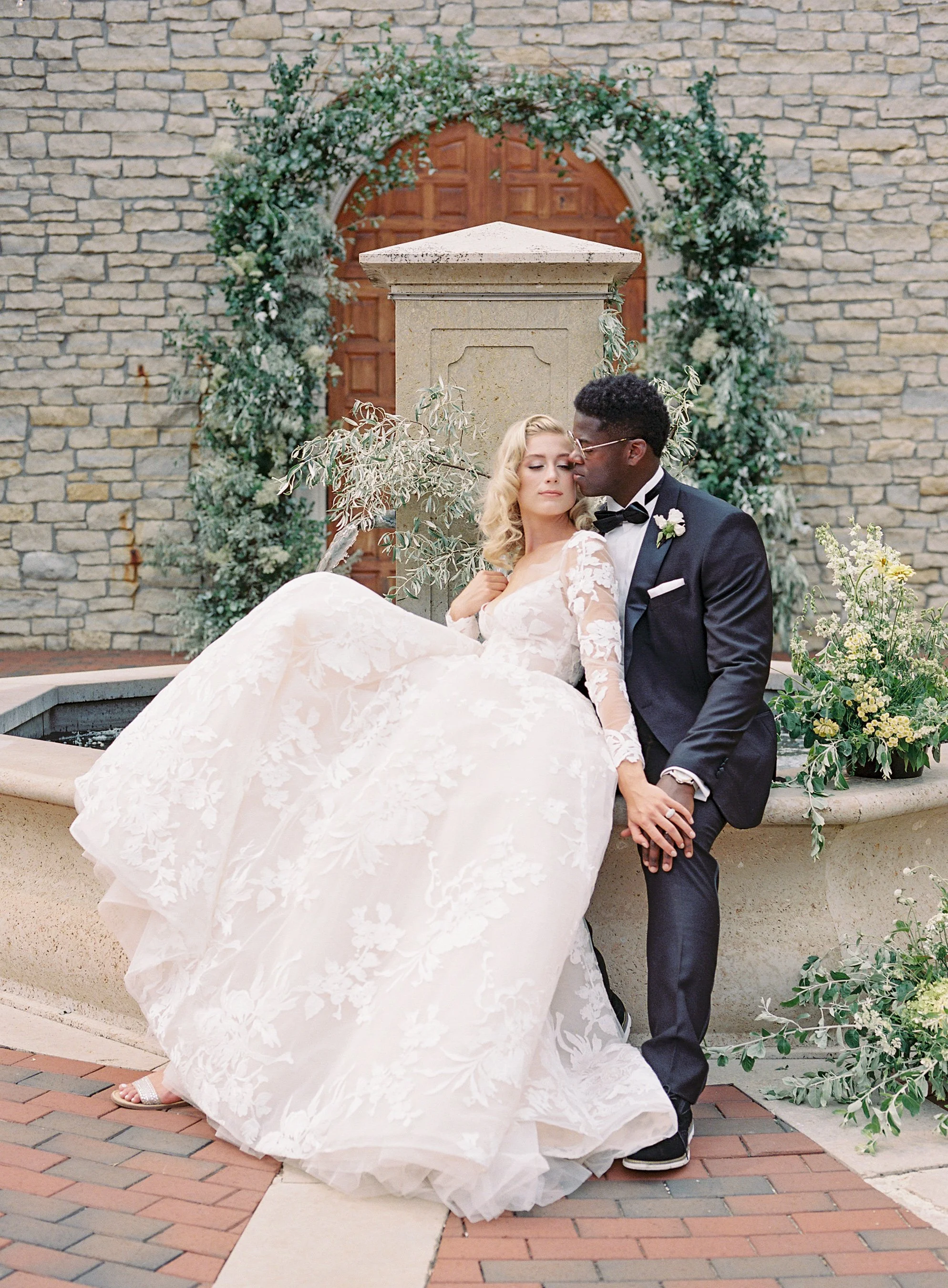 Shasta Bell and Rose and Laurel Design
HoneyHill Coordination