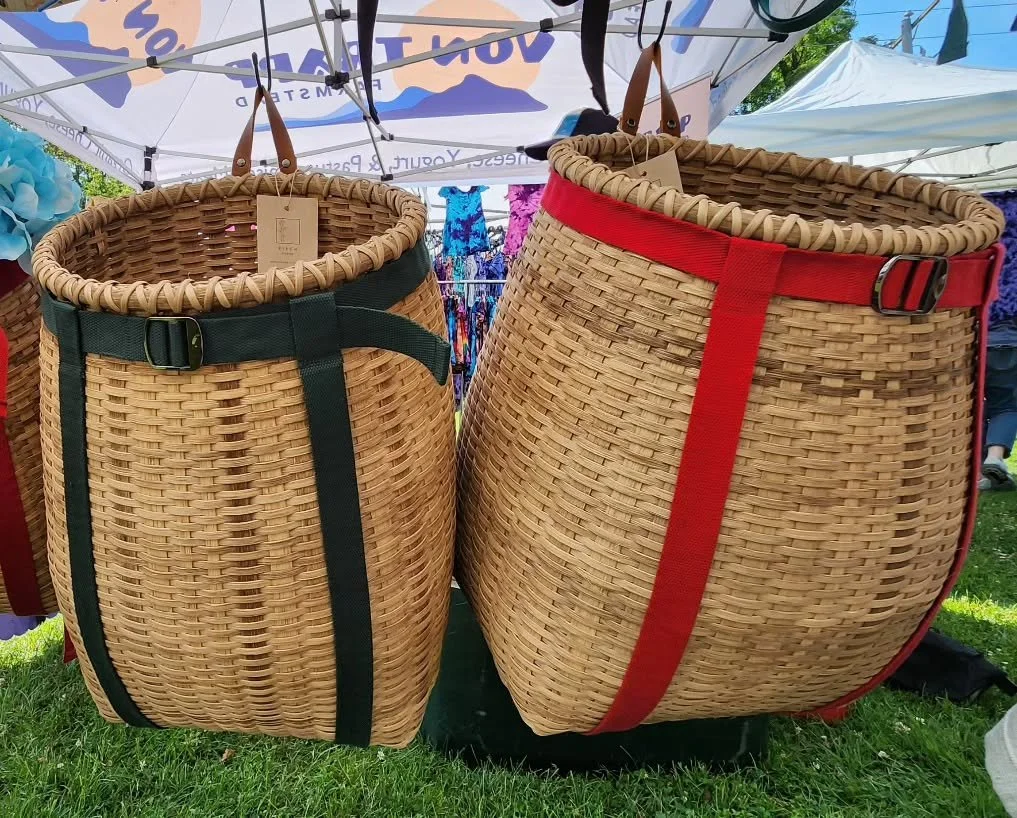 We have more than just great produce, cheese, pasture raised meats, and delicious on-site meals and treats. The line-up of unique handmade artisan crafts and goods is next level. These gorgeous pack baskets are made by @birchstudiosvt. Come see them 