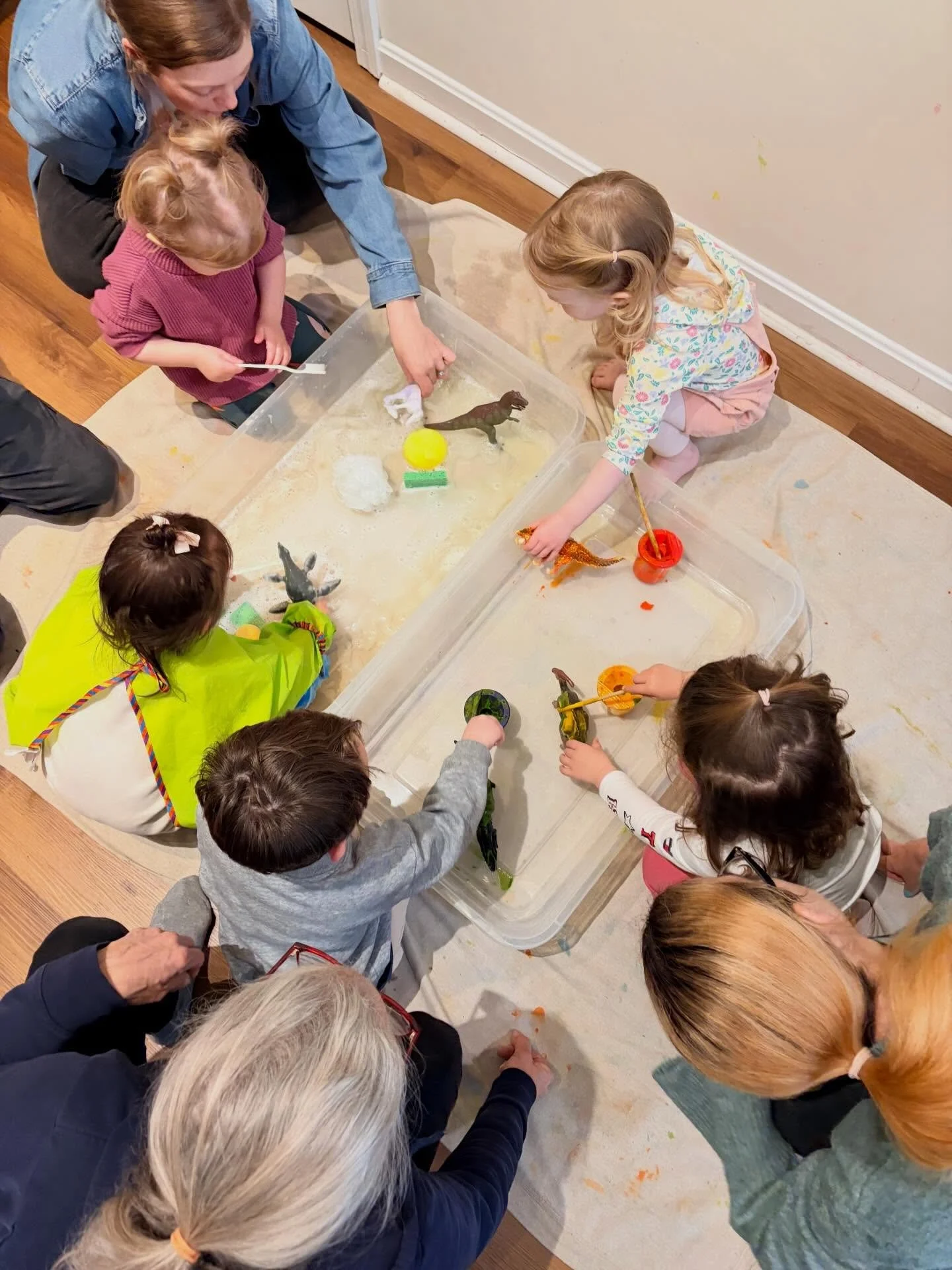 A full sensory bin is a happy sensory bin 😊