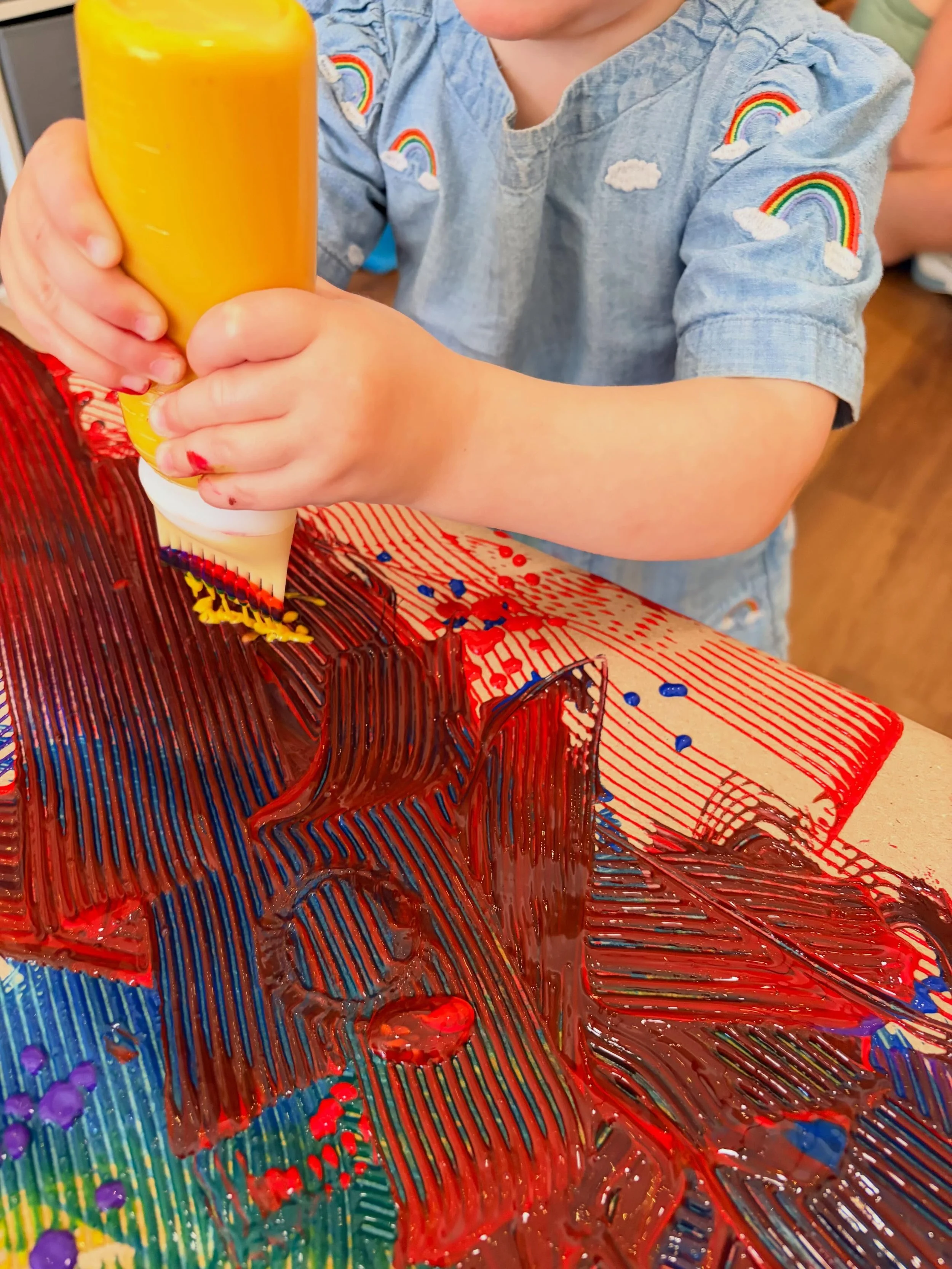 At Backyartists Art Studio, we believe that creativity shines brightest when everyone feels welcome, valued, and free to be themselves. This week, we set up rainbow themed stations to represent the beautiful diversity that makes our community so colo