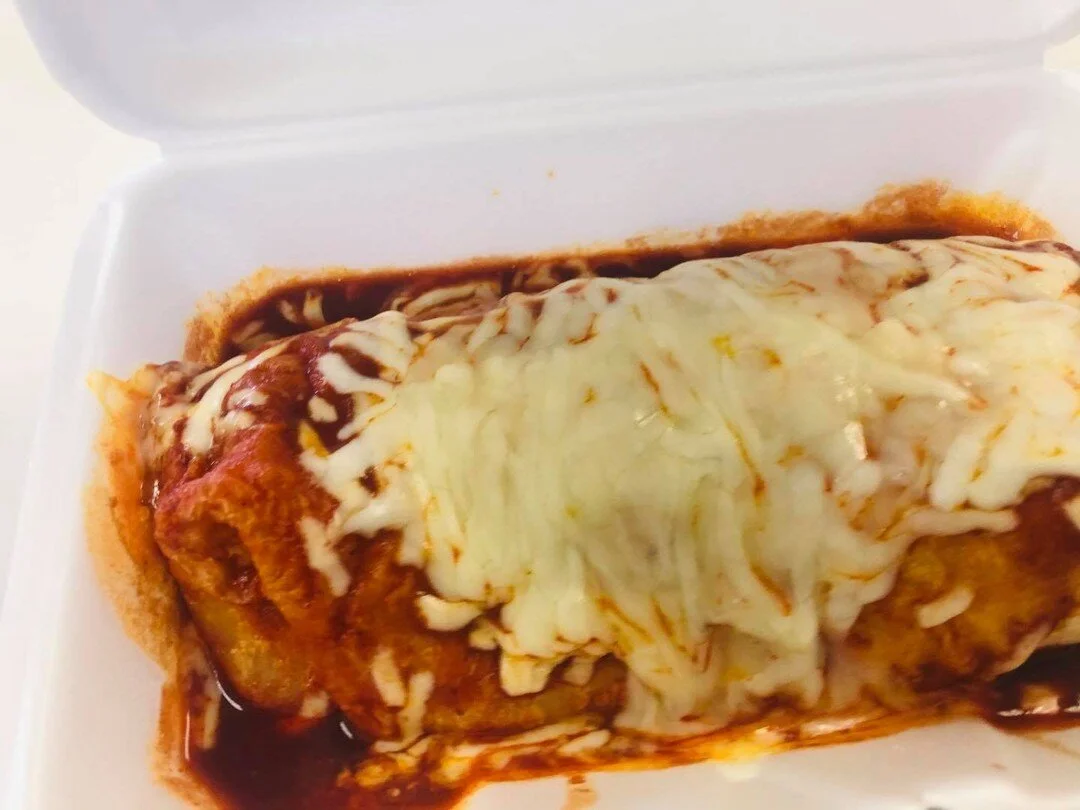 Para la cruda 😵 
For the hangover 😵 
Cali burrito enchilada style