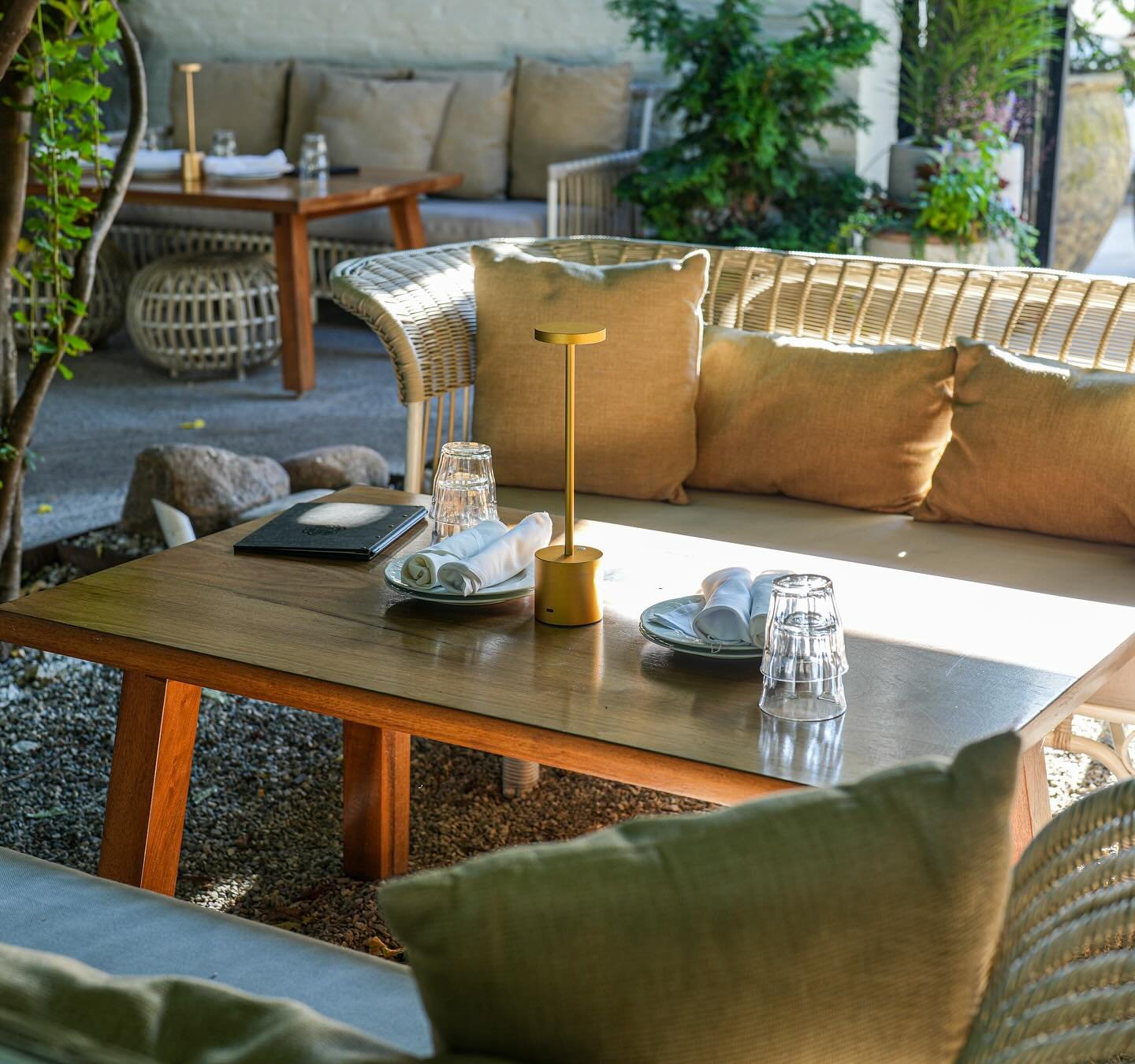 Only a couple more days to enjoy garden dining for the season! With unseasonably warm temperatures in the air, make sure to enjoy some final al fresco dining this week.