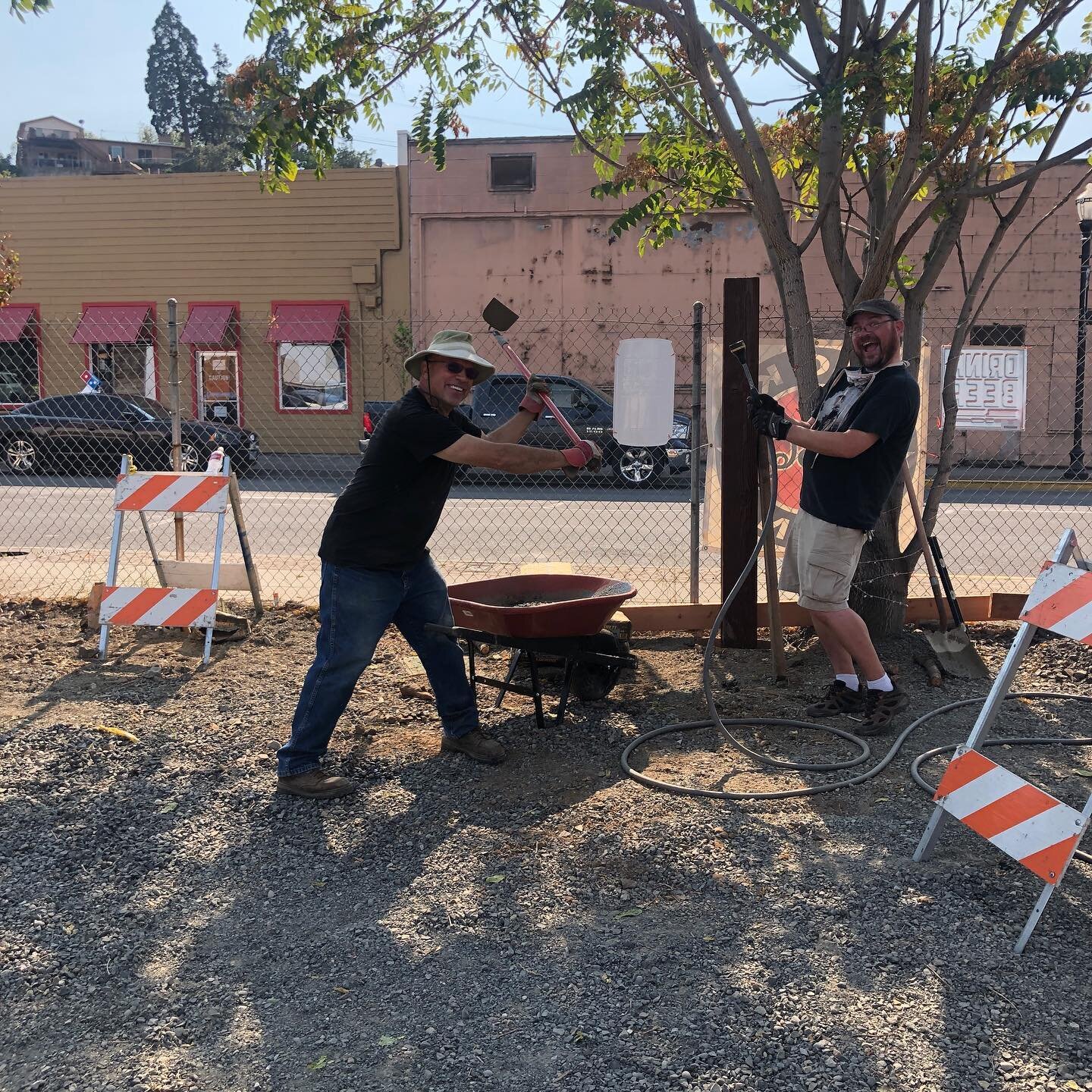Who has the best dad? I do! Daddy and Dave have been hard at work pouring concrete and setting posts for the fence! Can&rsquo;t wait to see the finished product. Swing by and say hi. Maybe buy a drink or two - this weather is absolutely beautiful!!! 