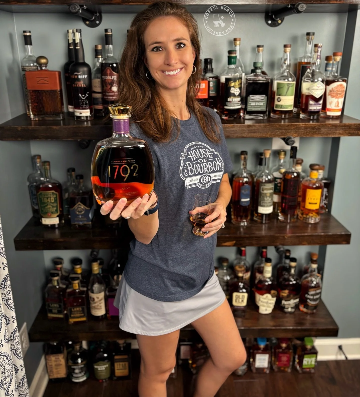 Let’s try the new @1792bourbon Cognac Finish. At 95 proof, this one gives notes of caramel apples and nutmeg on the nose followed by cardamom, peanut butter, and grape jelly on the palate with a good punch of oak and floral honey on the finish.