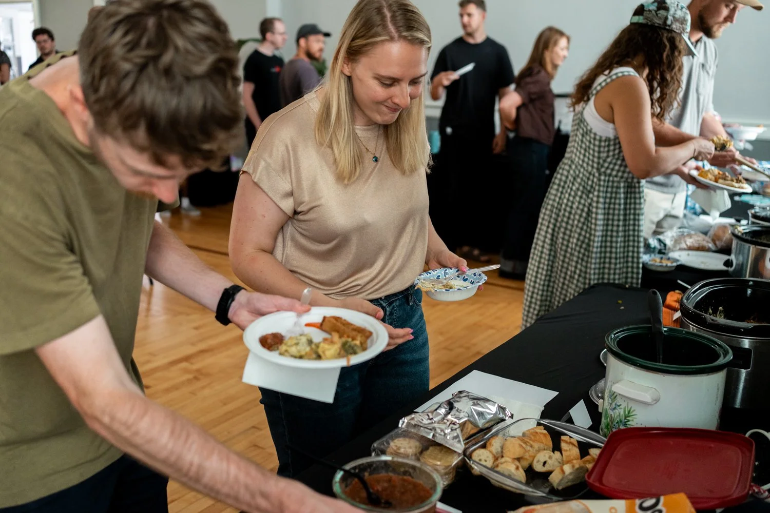 Church Potluck: A Holiday Feast &amp; Christmas Decorating