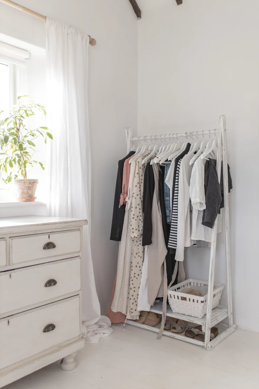 A simple bedroom makeover — Jessica Rose Williams