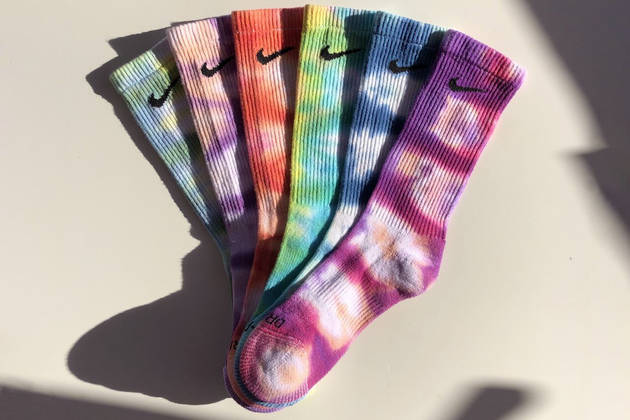 How To Tie-Dye Your Socks With Samantha Jo Alonso
