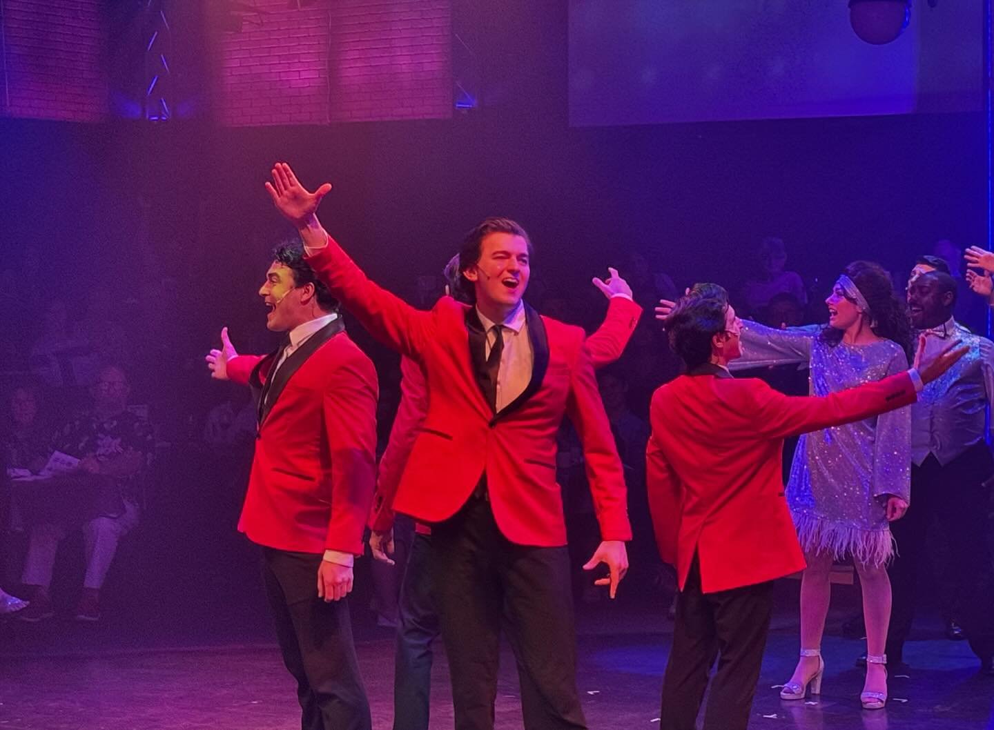 Such a great time revisiting this role last night and filling in with such an incredible group of people! 
#Jerseyboys #BobGaudio #Brat