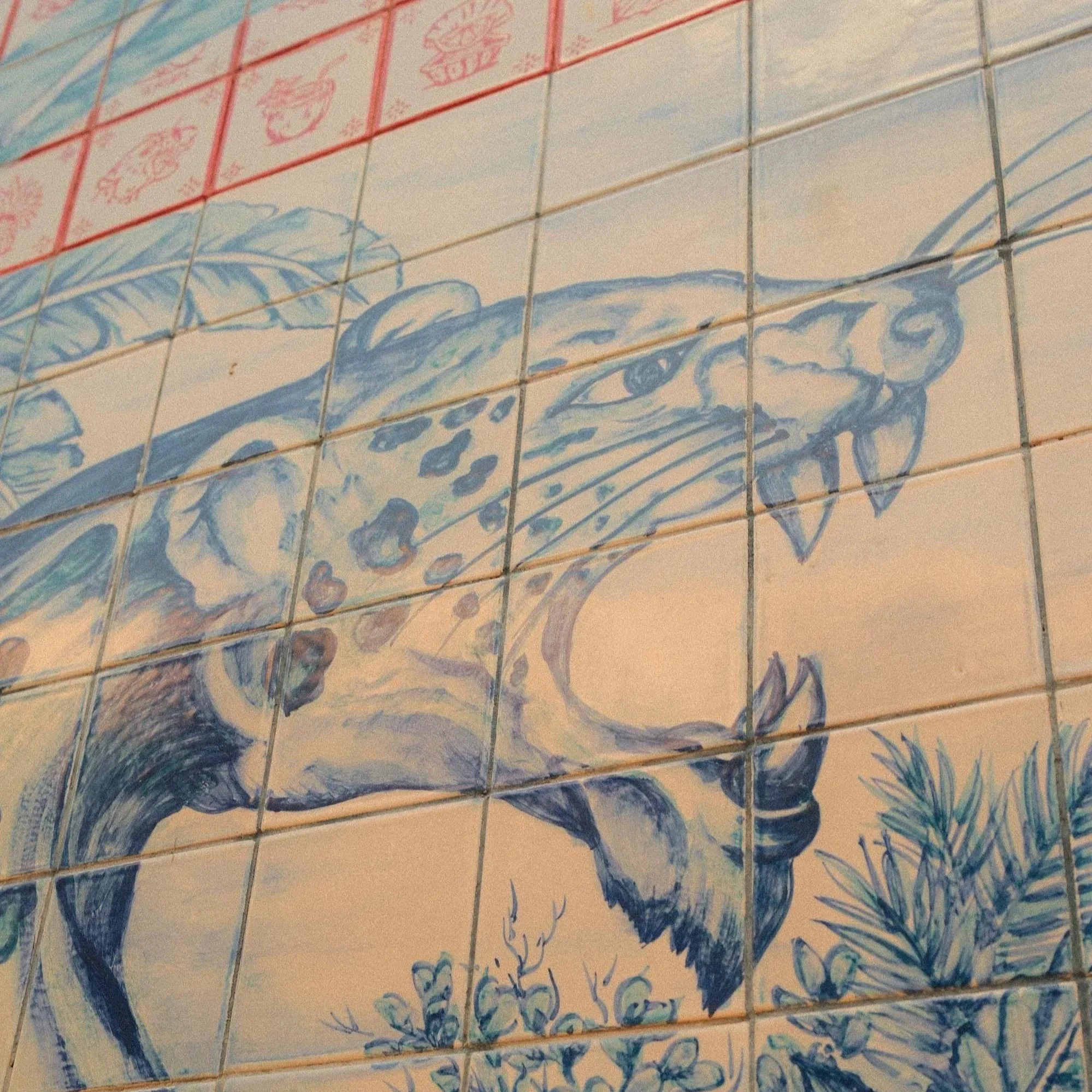 biffybrentano-motel-mexicola-canngu-JAGUAR-TILE.jpg