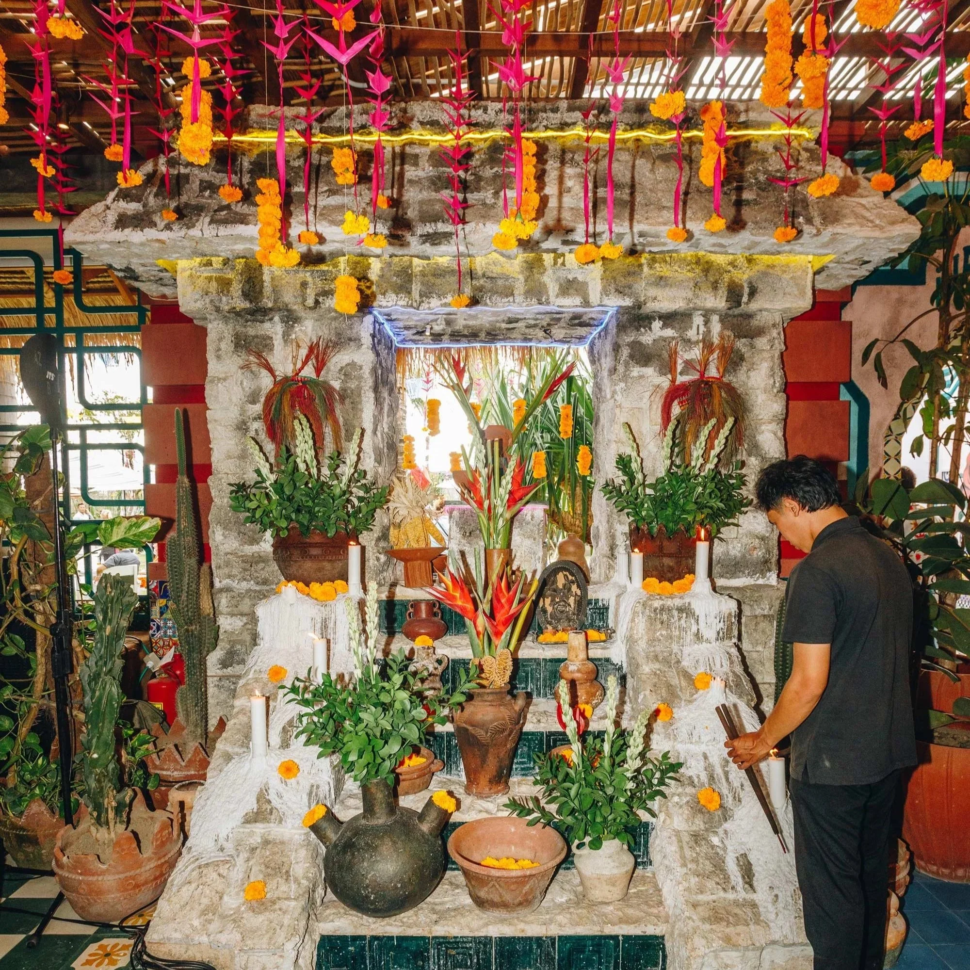biffybrentano-motel-mexicola-canngu-shrine.jpg