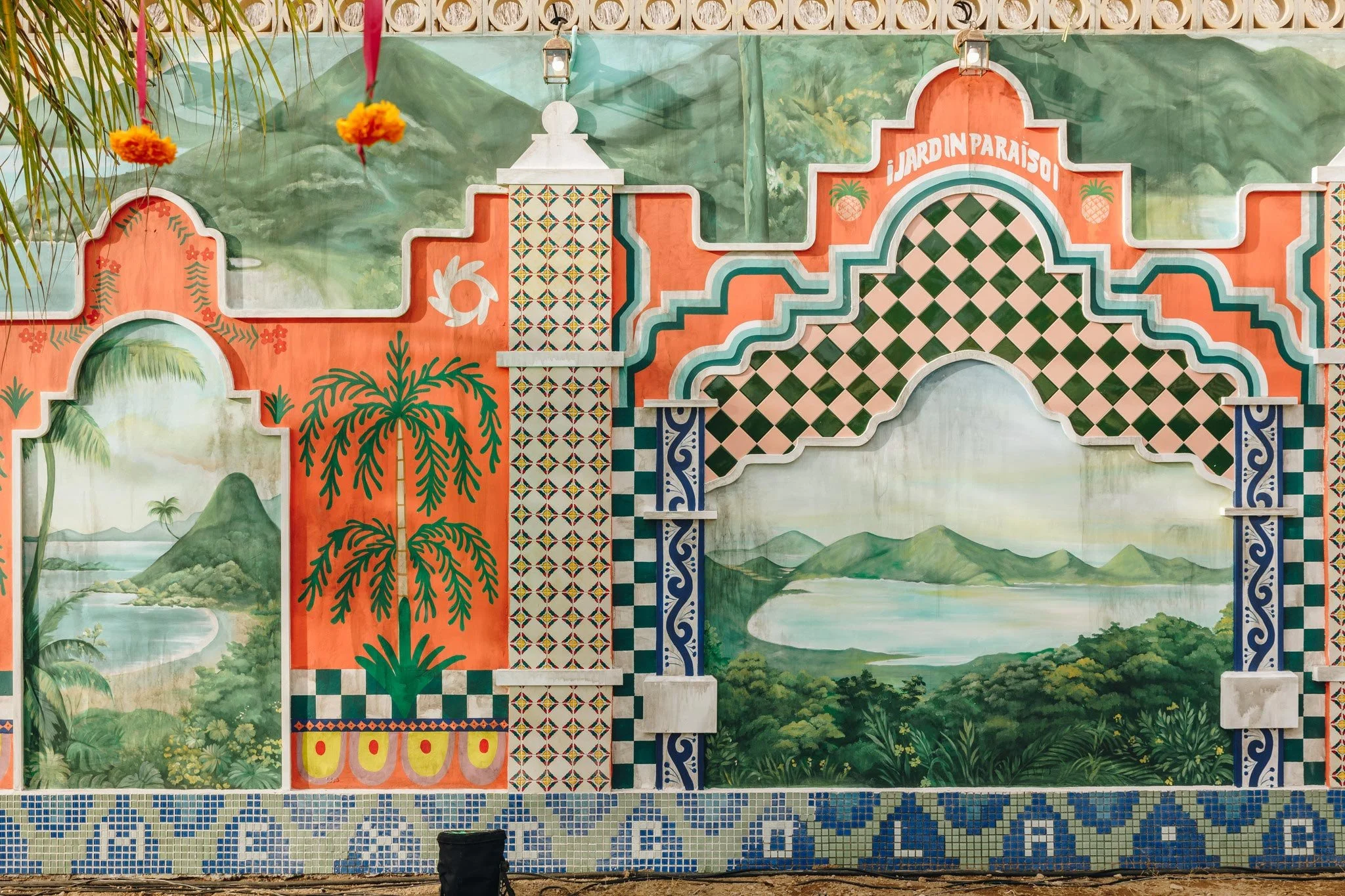 Motel Mexicola - Canngu