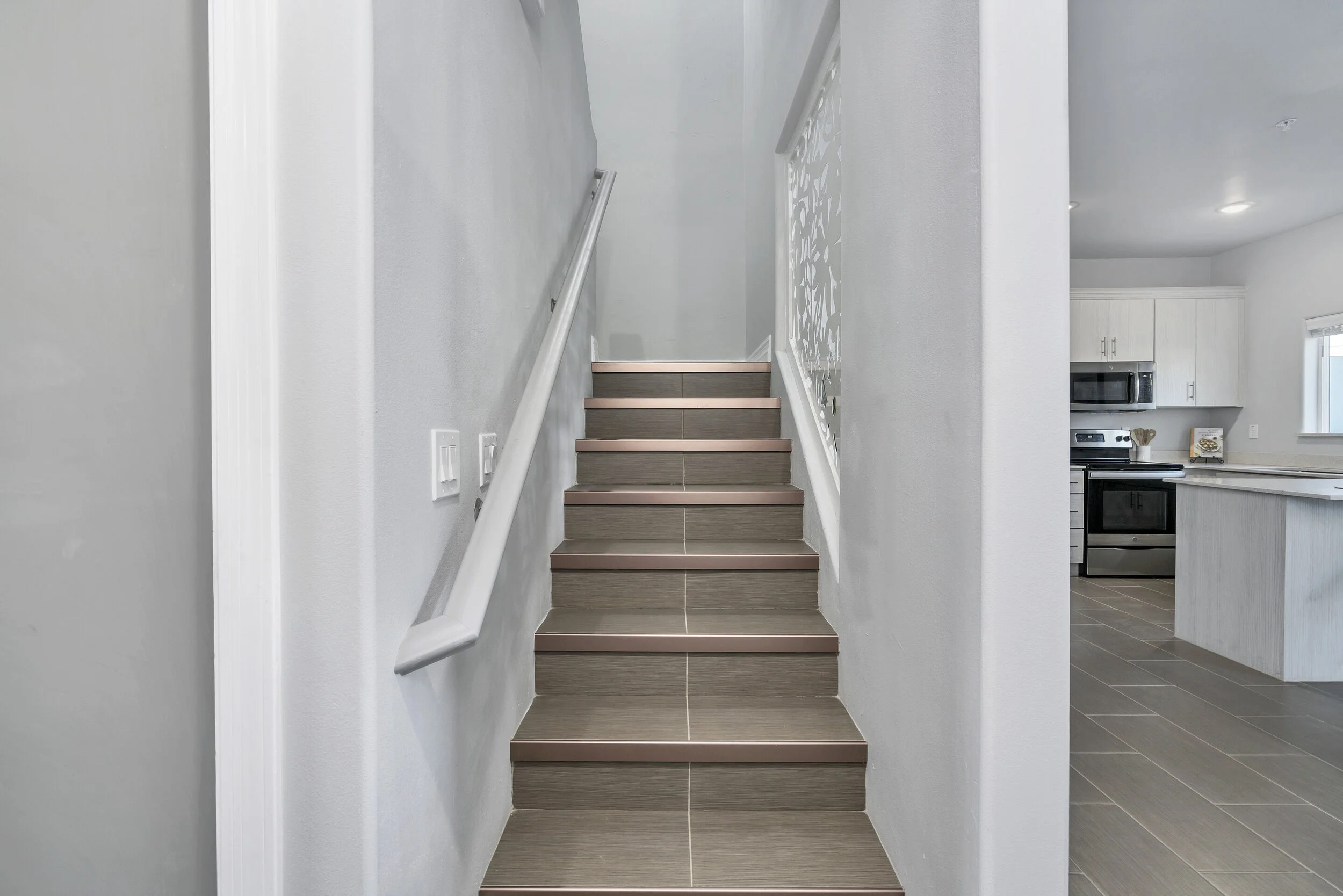 17_15350_N_29th_St0247_mls.jpg