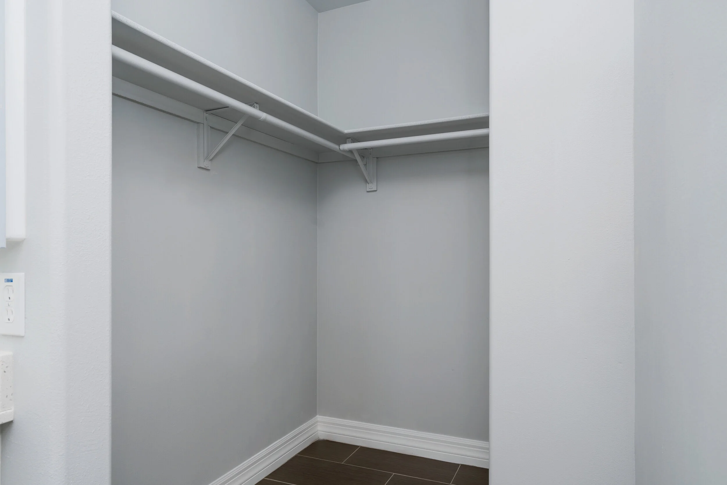 27_15350_N_29th_St0300_mls.jpg