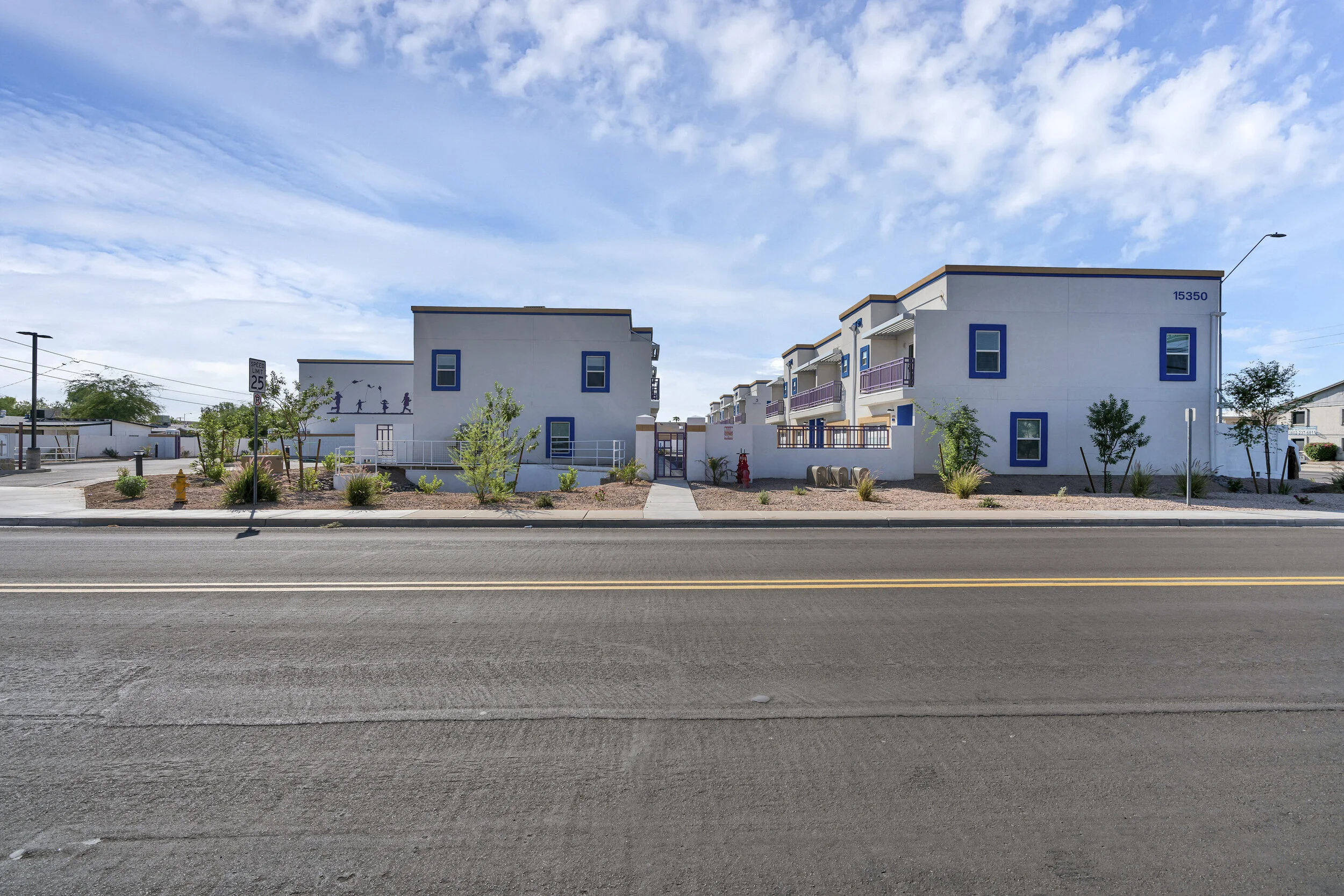 31_15350_N_29th_St0316_mls.jpg