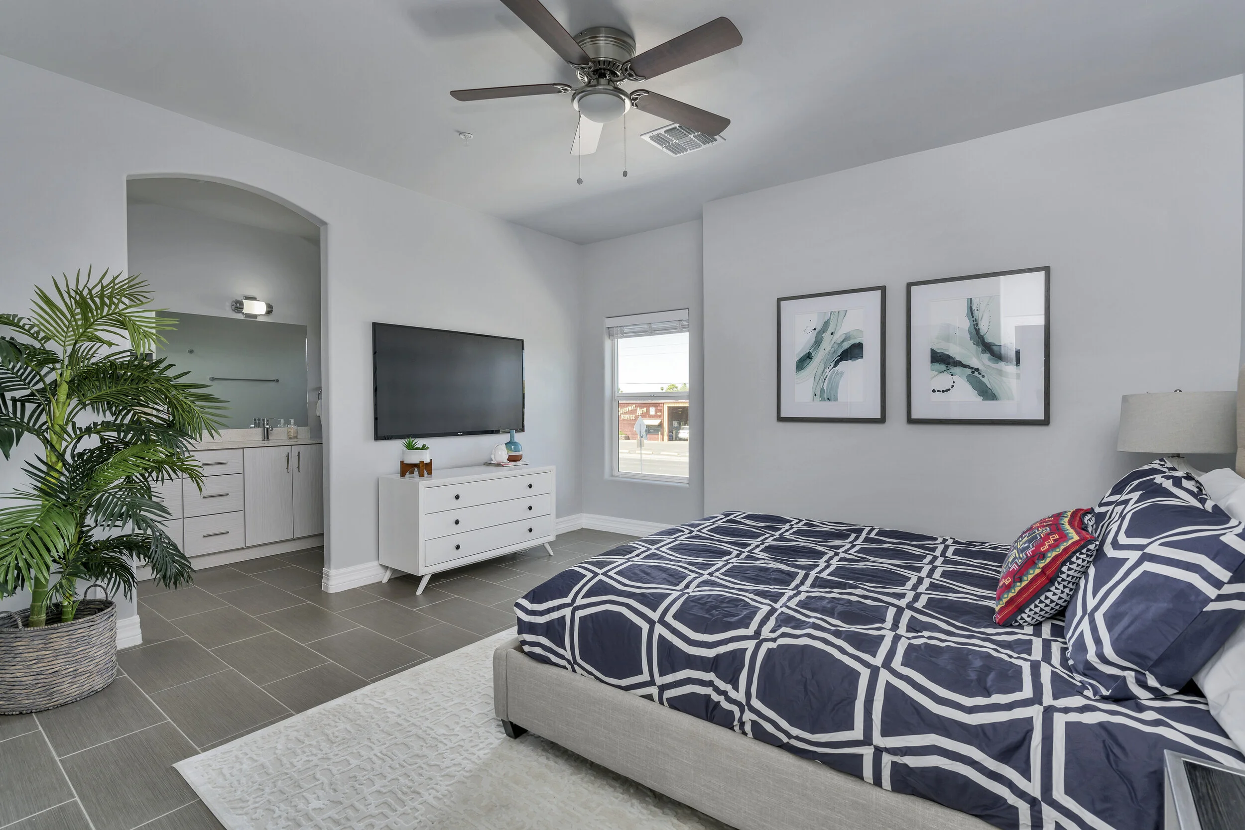 34_15350_N_29th_St0251_mls.jpg